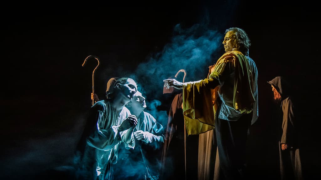 Леонардо (Модерн)