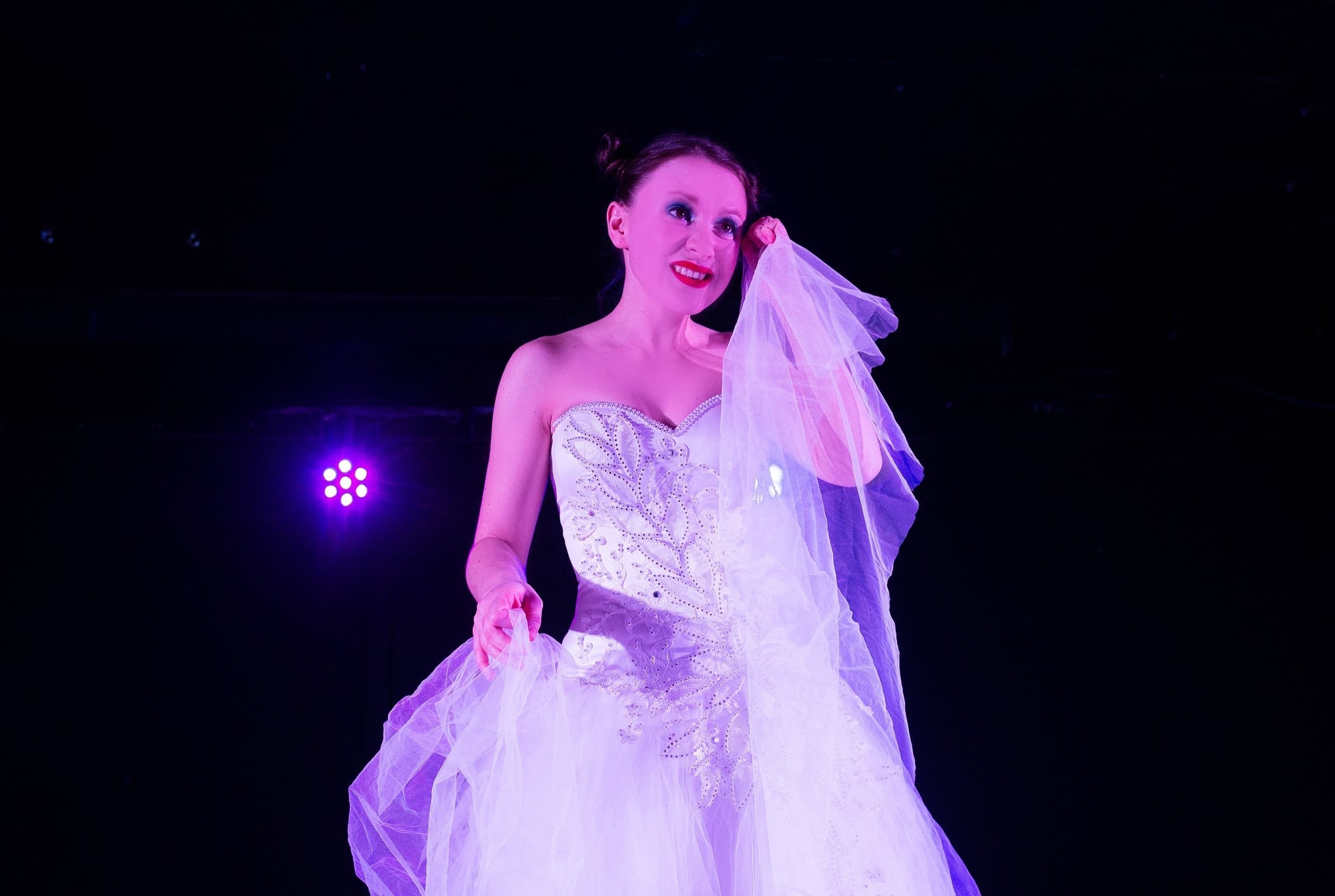 Клуб анонимных невест (The театр)