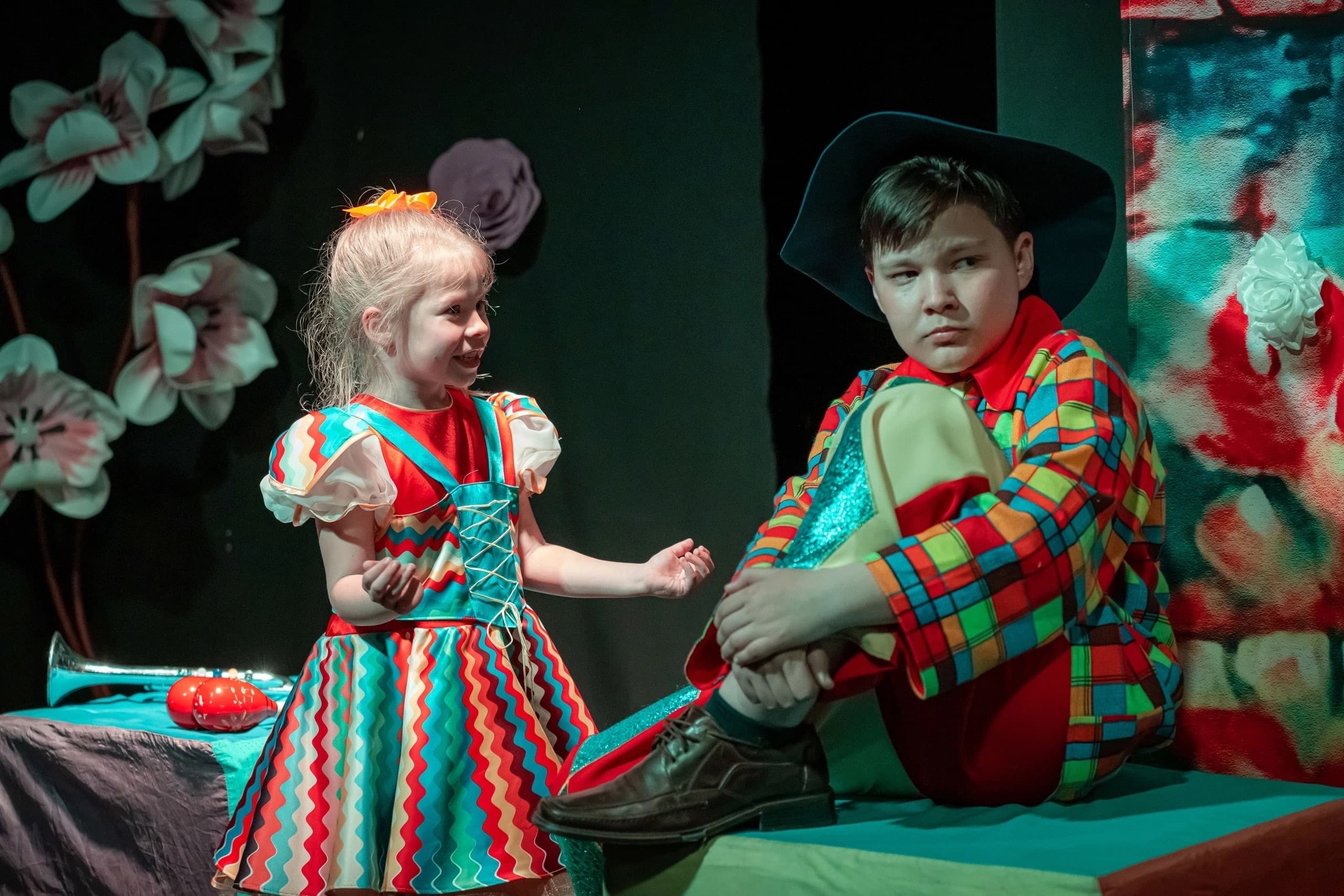 Приключения Незнайки и его друзей (Зазеркалье)