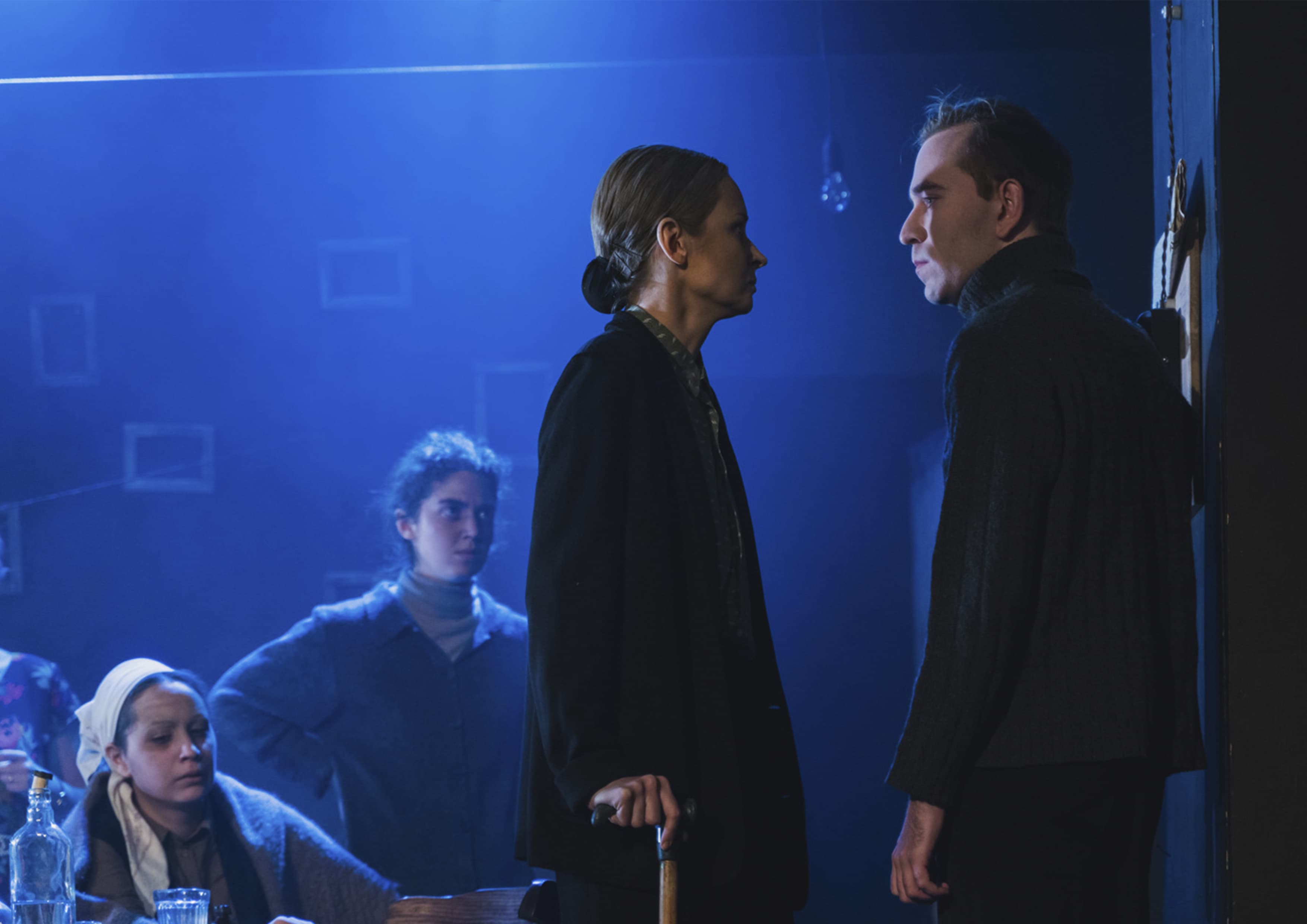 Вдовий пароход (Театр города М.)