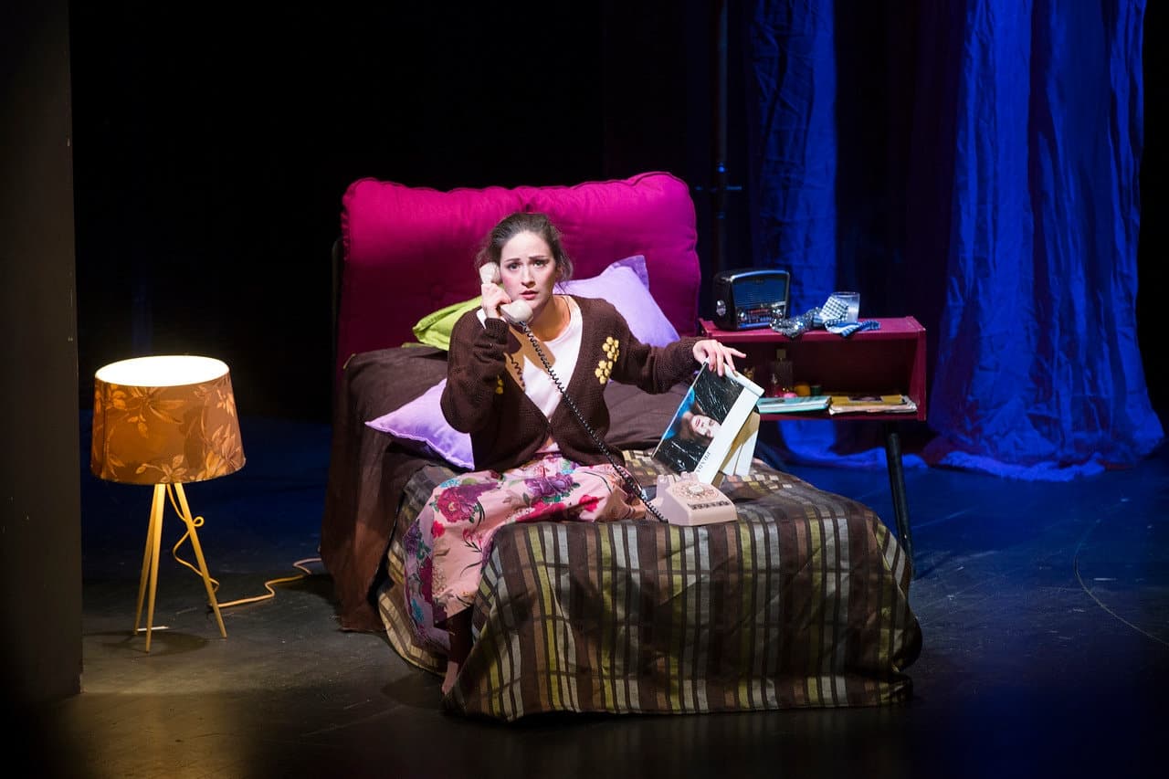 Двое на качелях (Наш дом. Большая сцена (Химки))