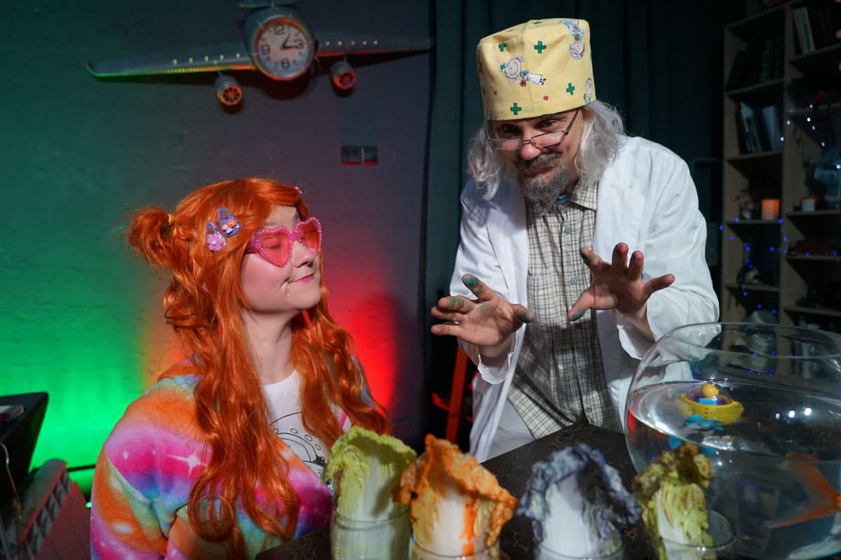 Учёная семейка и квадрокоптер (Центральный дом актёра)