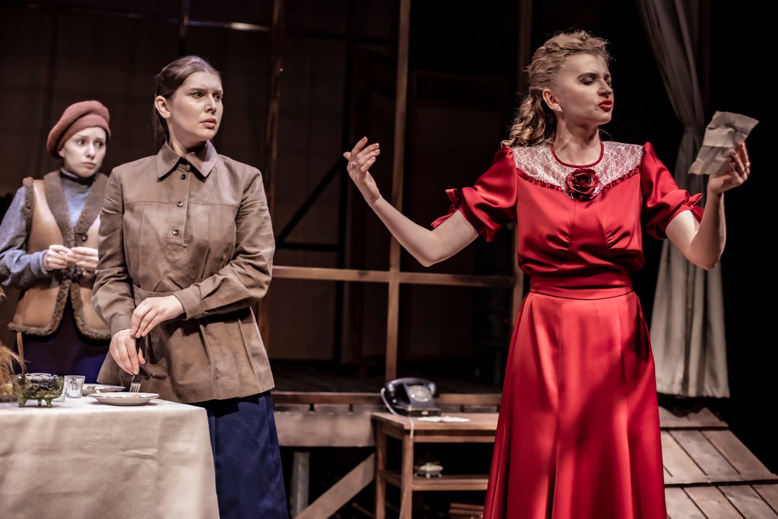 Вечно живые (Молодёжный театр)