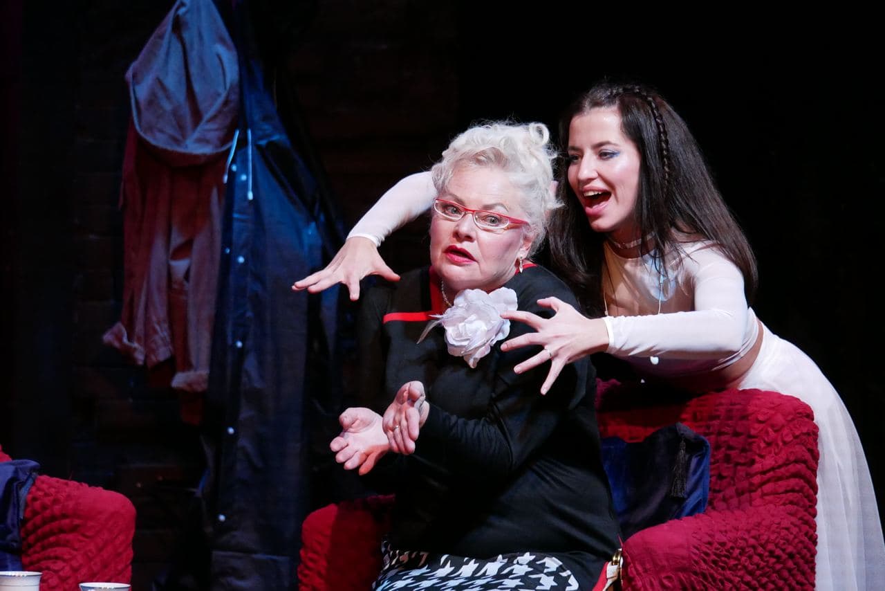 Мама, это призрак, и мы поженимся! (Новый экспериментальный театр)