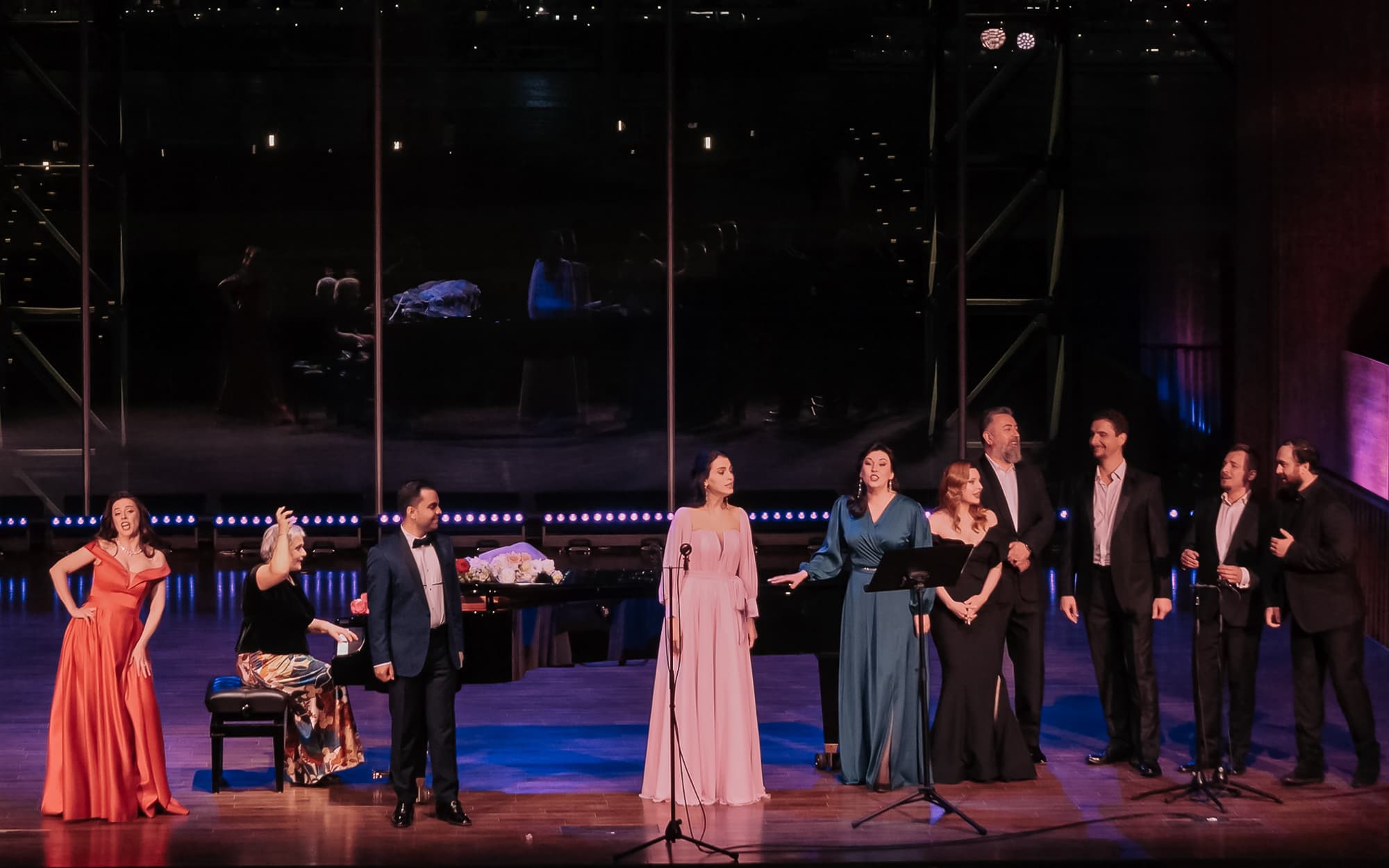 Солнце Неаполя (Пакгаузы на Стрелке)