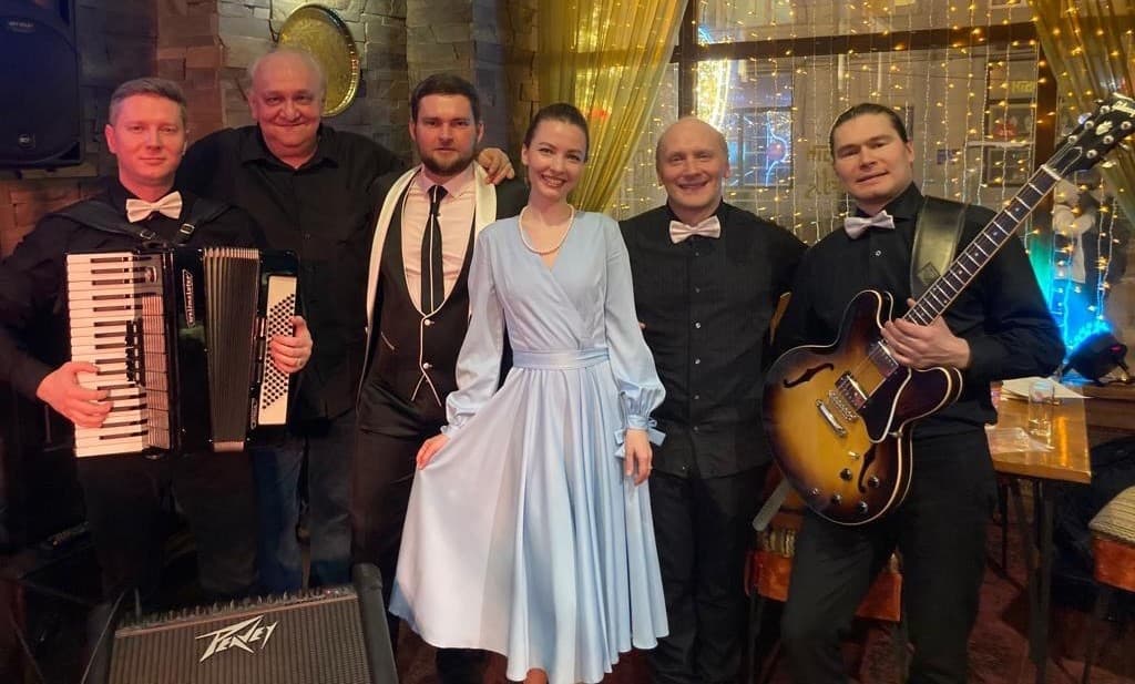 Мамина пластинка. Вечеринка в стиле 60-х (Rhythm & Blues Cafe)