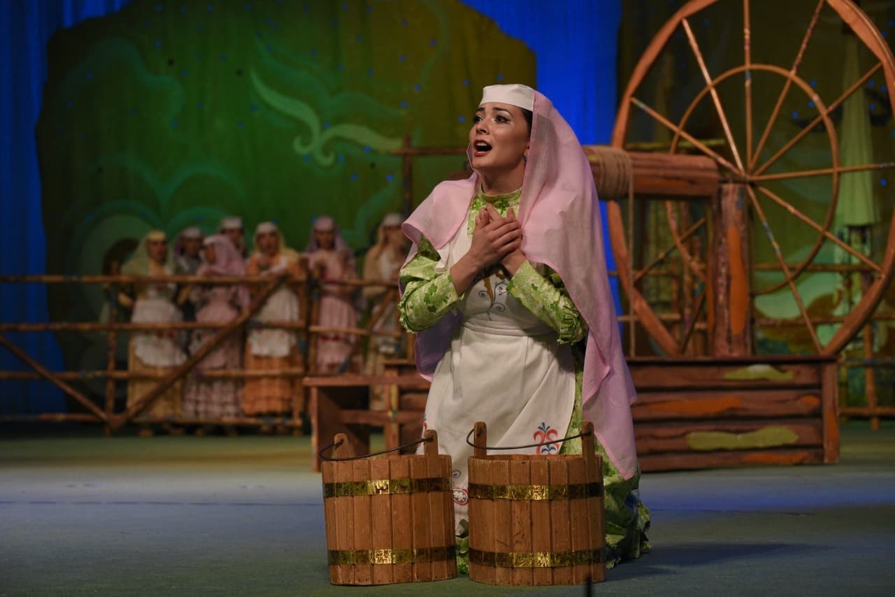 Зәңгәр шәл / Голубая шаль (Театр им. Камала. Новое здание)