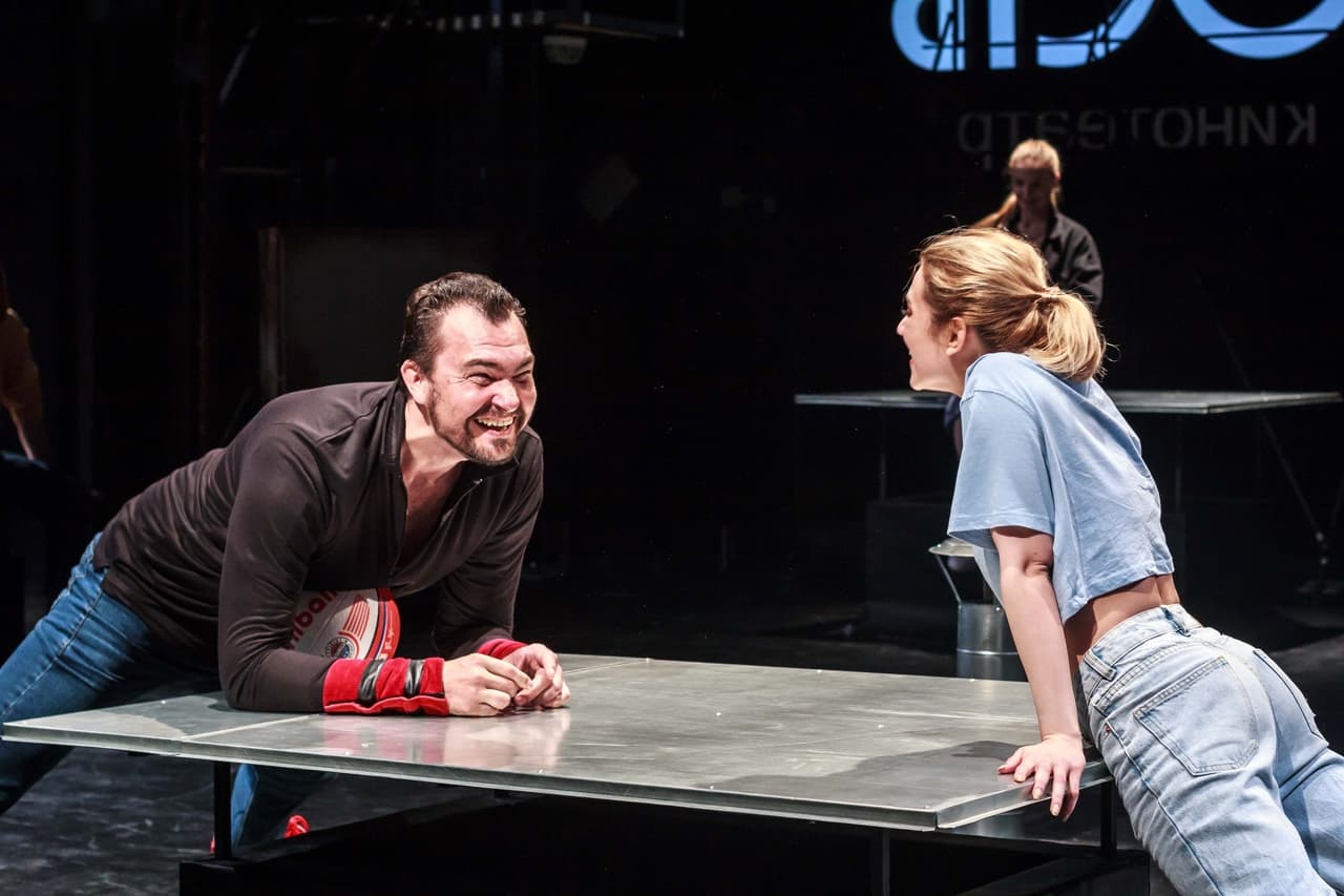 Это я тебе ухо откусила, или Делай всё что хочешь, пока я тебя люблю (Театр на Спасской)