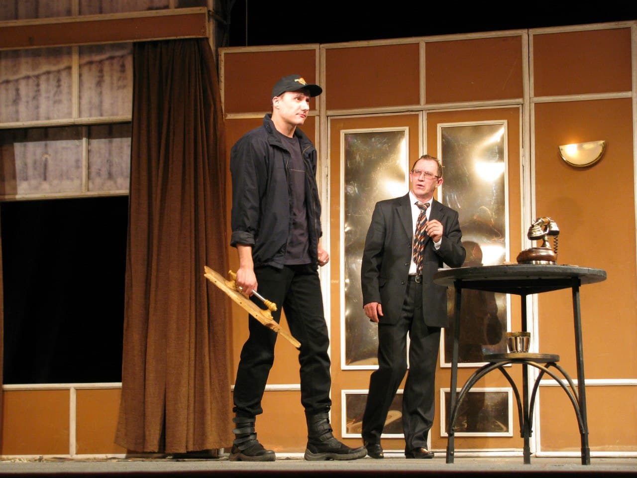 Люкс № 13 (Театр драмы им. Горького)