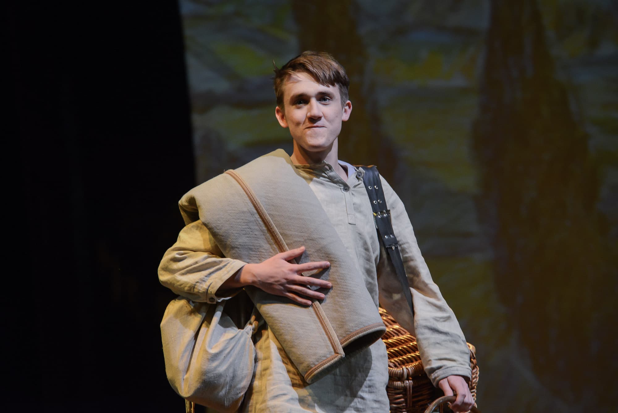 Белый пудель (Новый драматический театр)