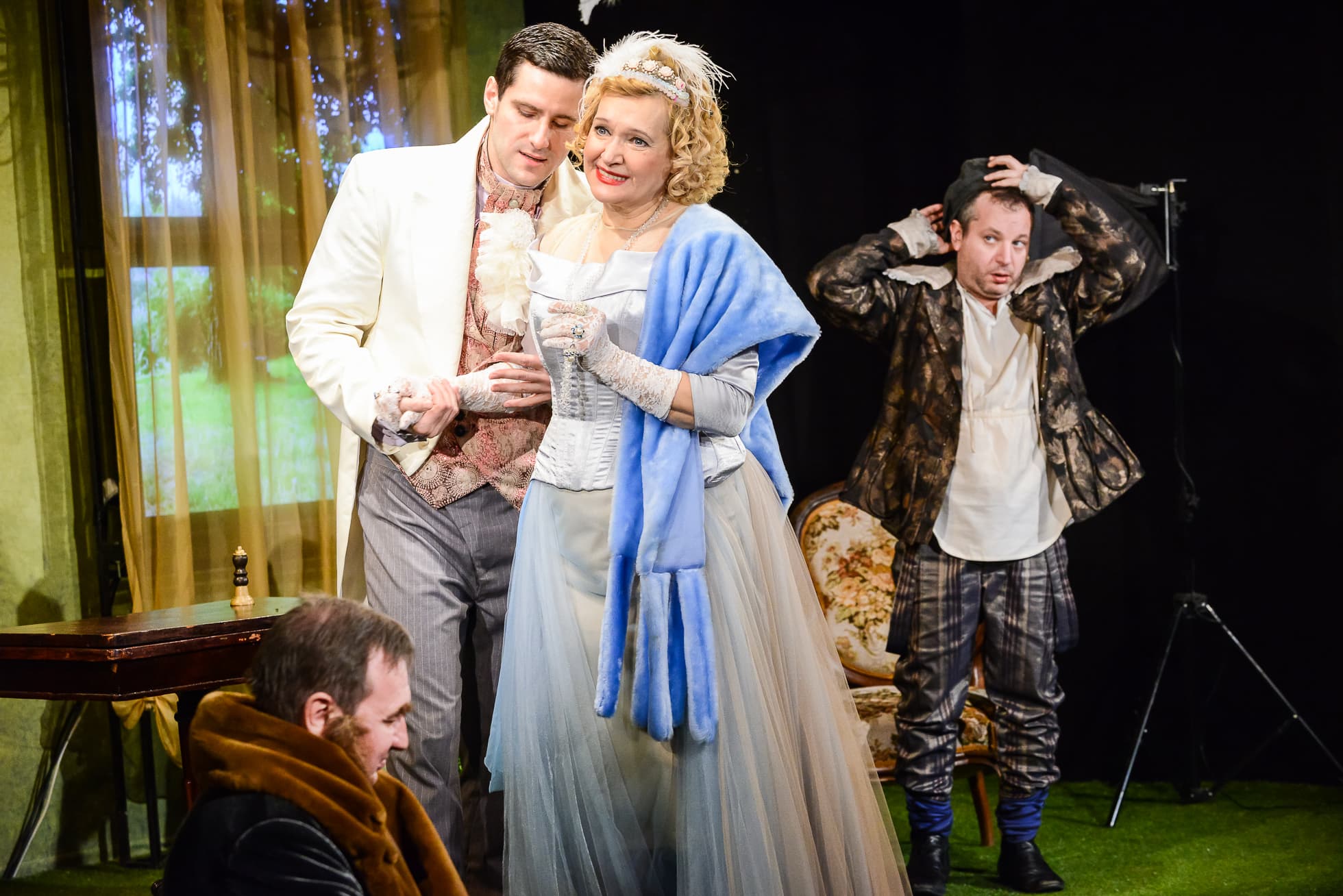 Лес (Комедианты)