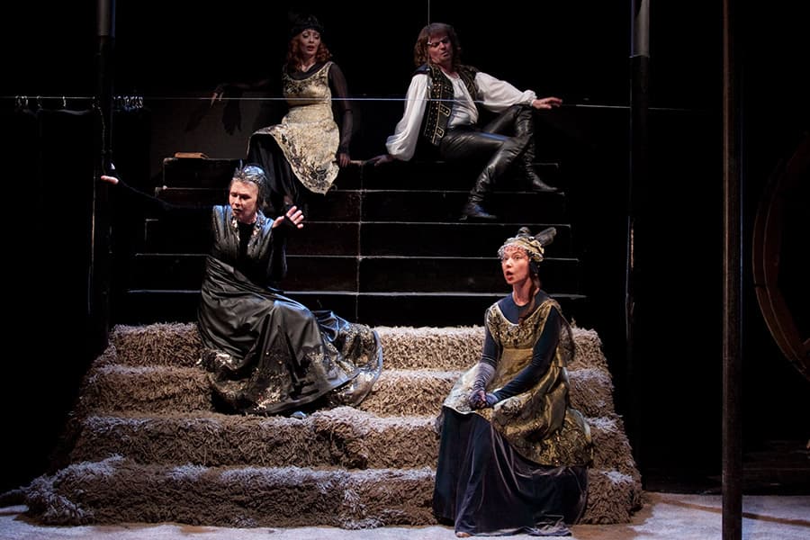 Жаворонок (Молодёжный театр на Фонтанке)