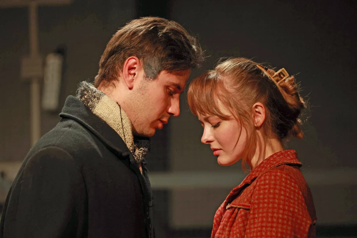 Не бойся быть счастливым (Театр Российской армии)