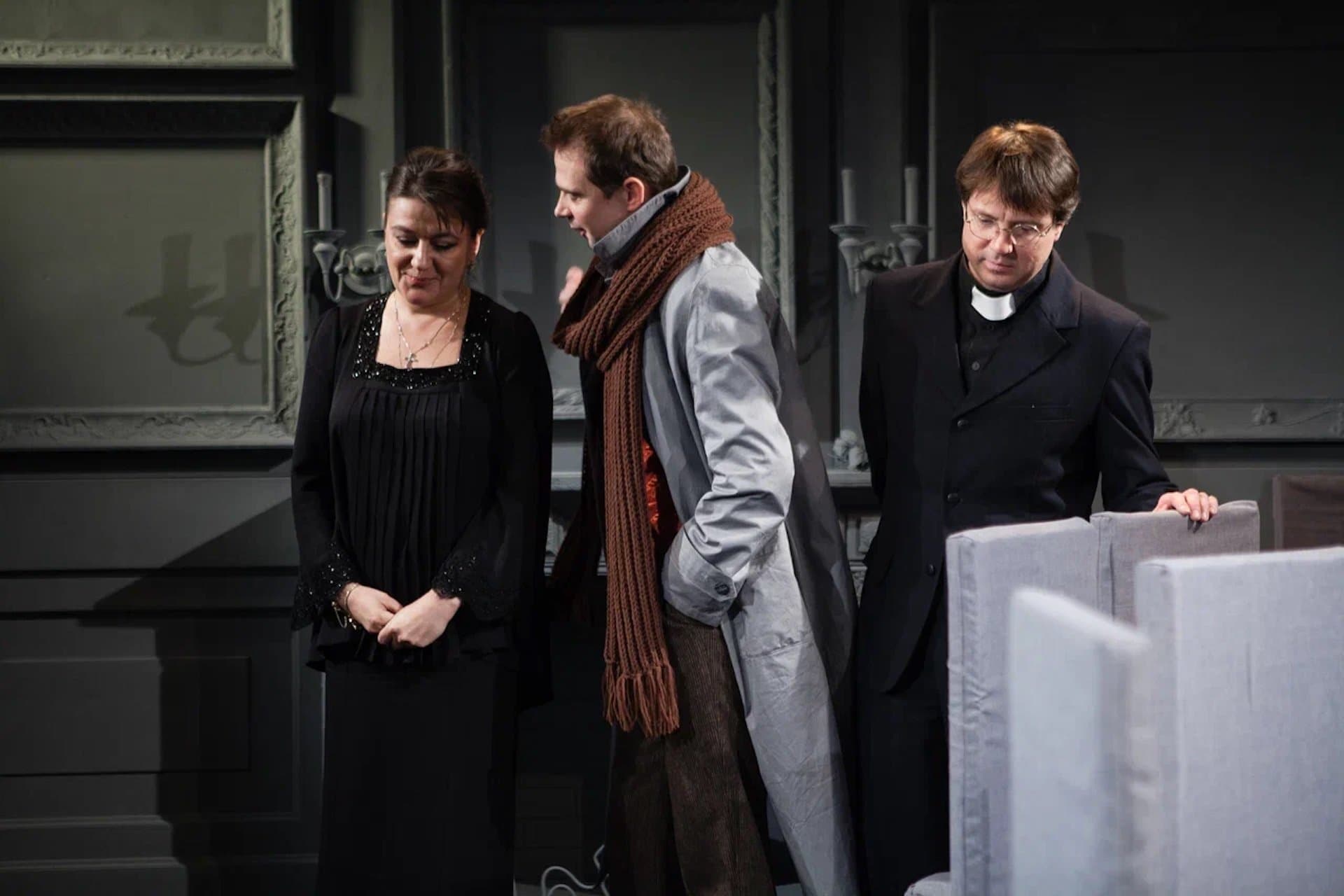 Привидения (Театр им. Комиссаржевской)