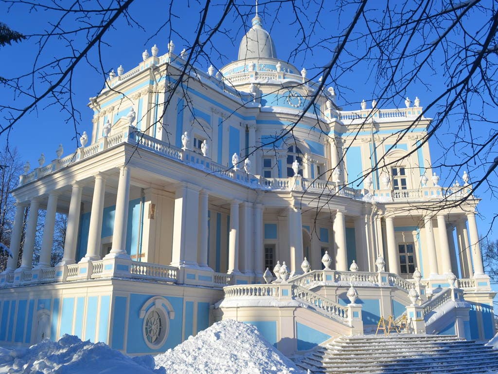 Ораниенбаум: Меншиковский и Китайский дворец (Дворцово-парковый ансамбль — Ораниенбаум)
