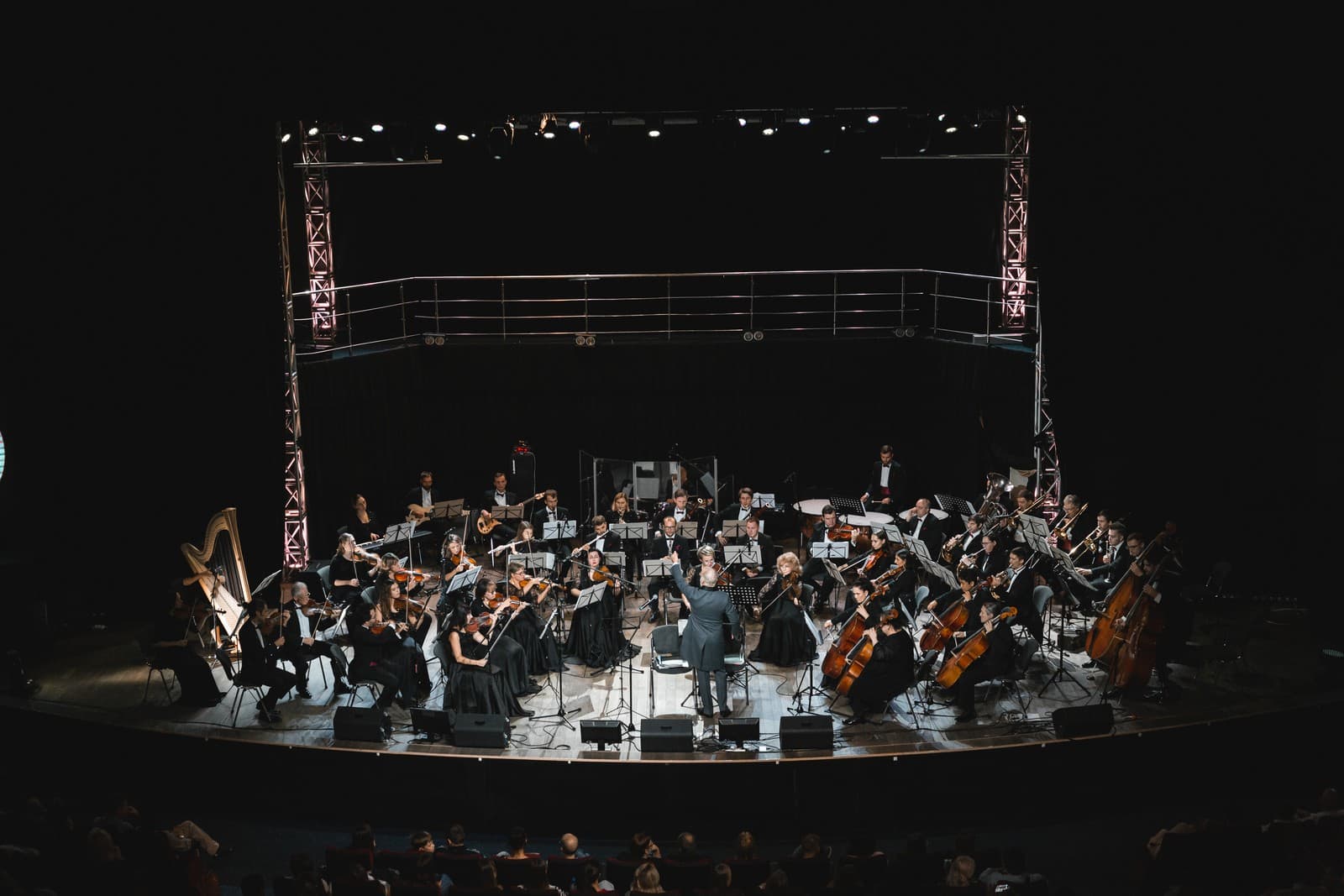 Абсолютный хит (Колизей)