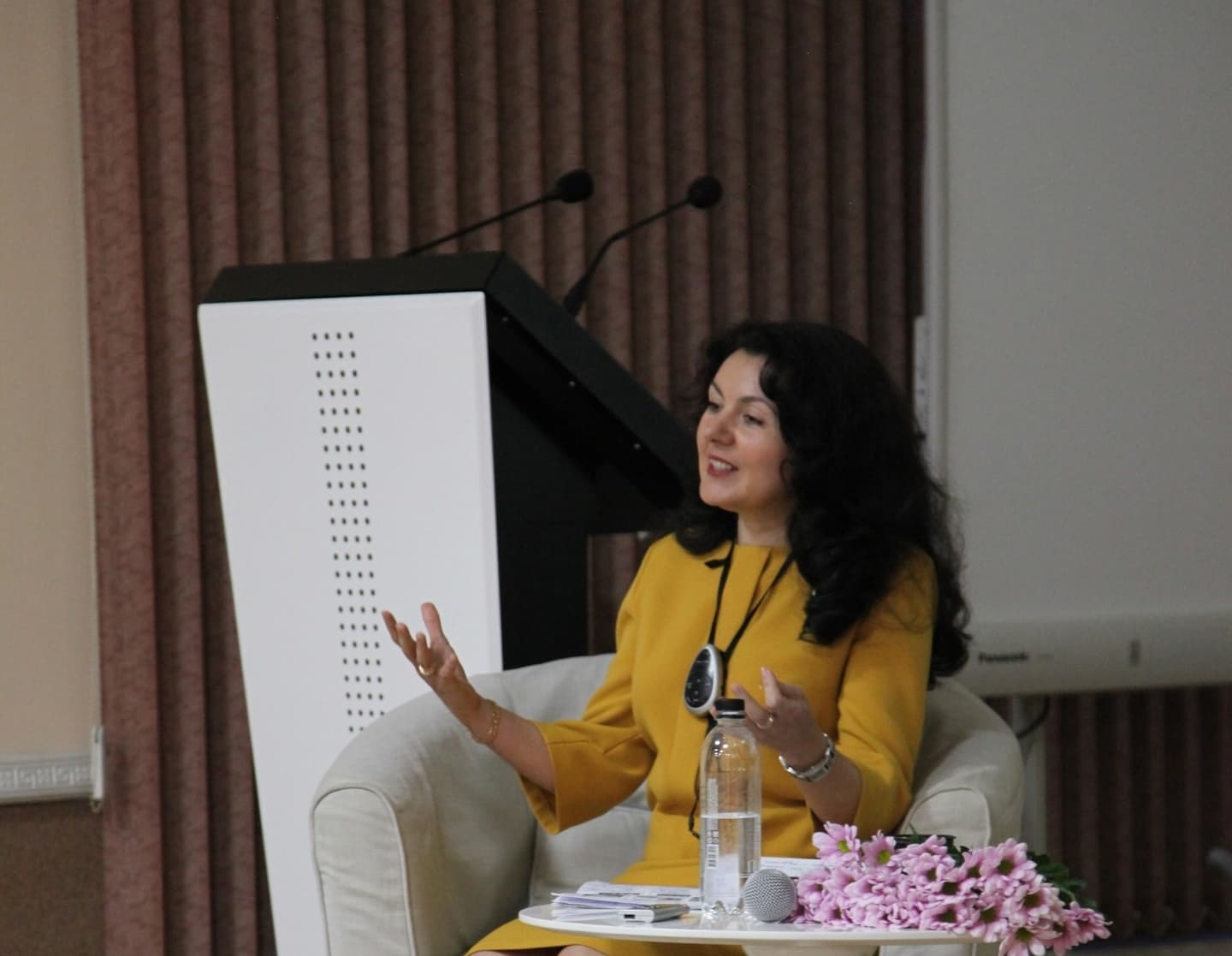 Лекция Светланы Ершовой о выставке «Степан Эрьзя — скульптор мира. К 150-летию со дня рождения» (Книги и кофе)