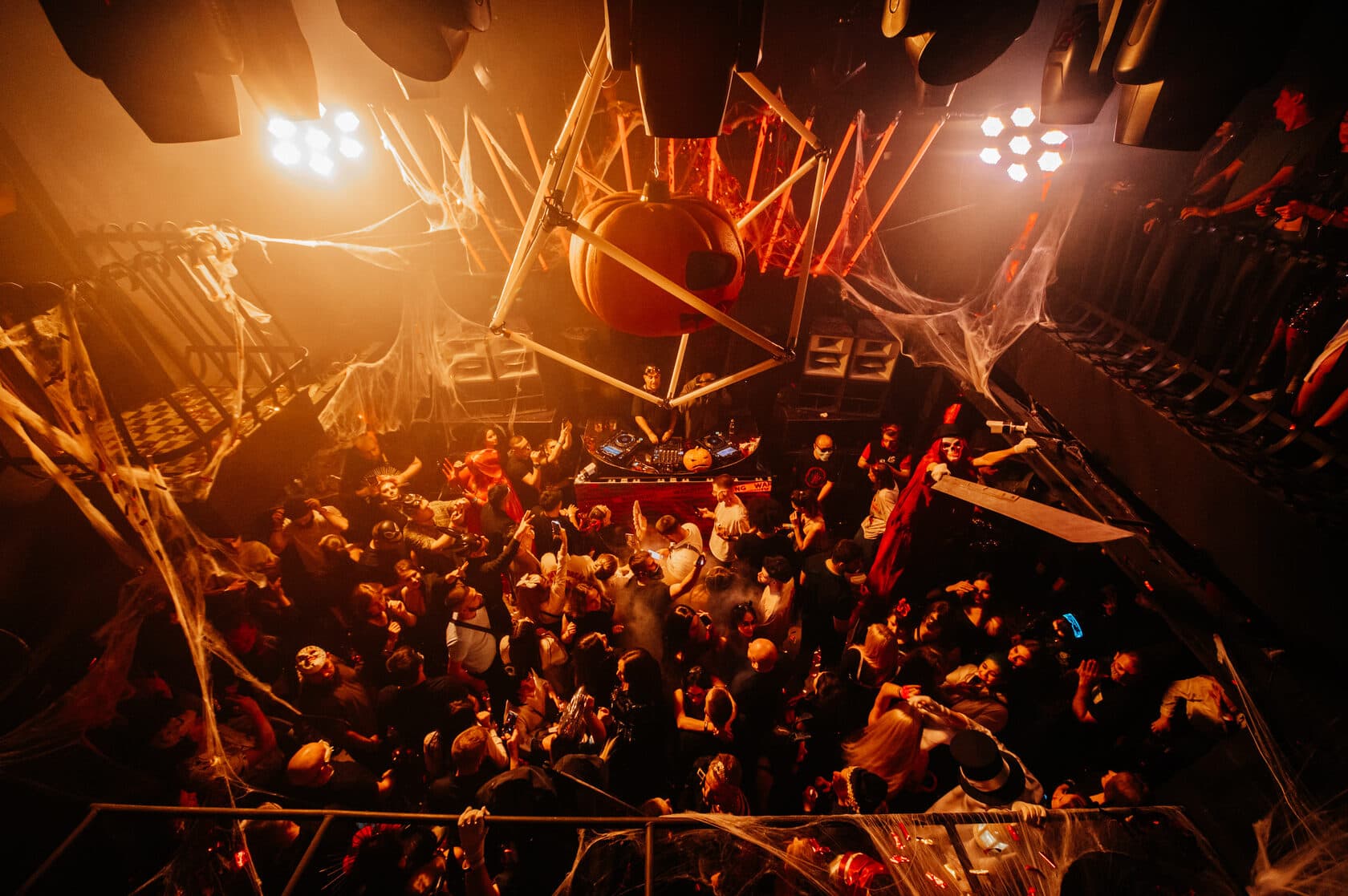 Halloween Masquerade (Embargo)