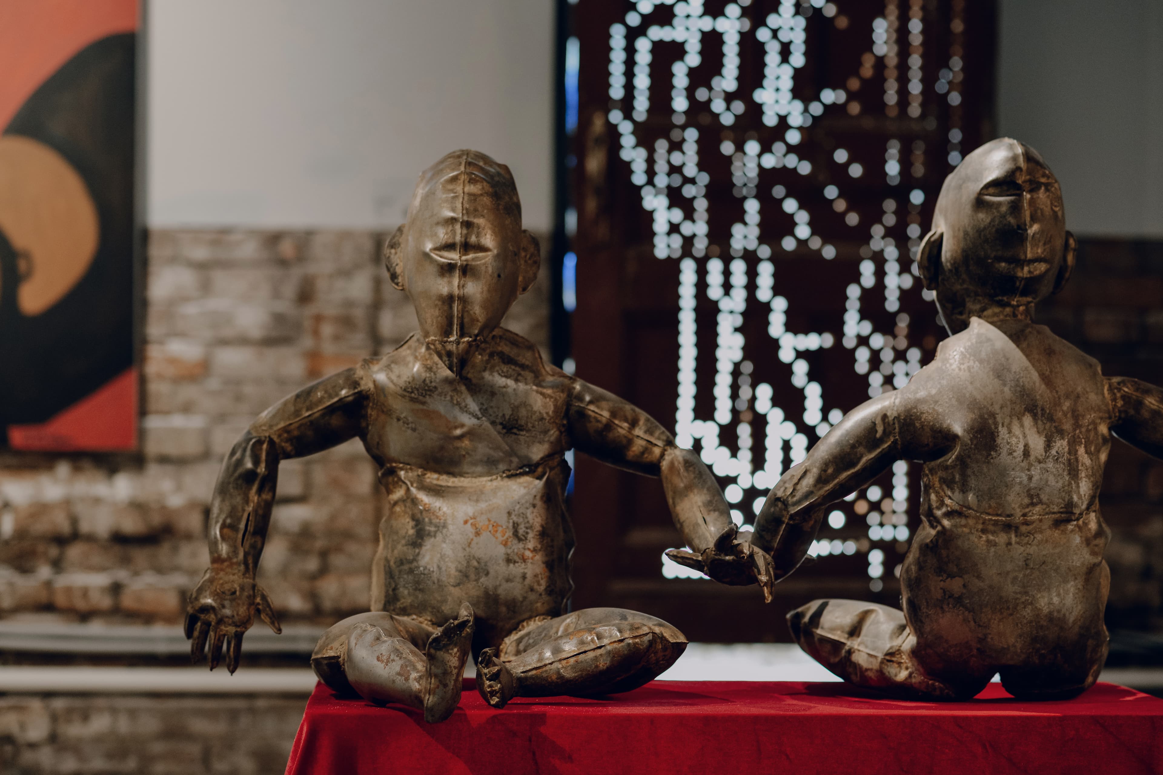 Самый тёмный час перед рассветом (Space13 Gallery)