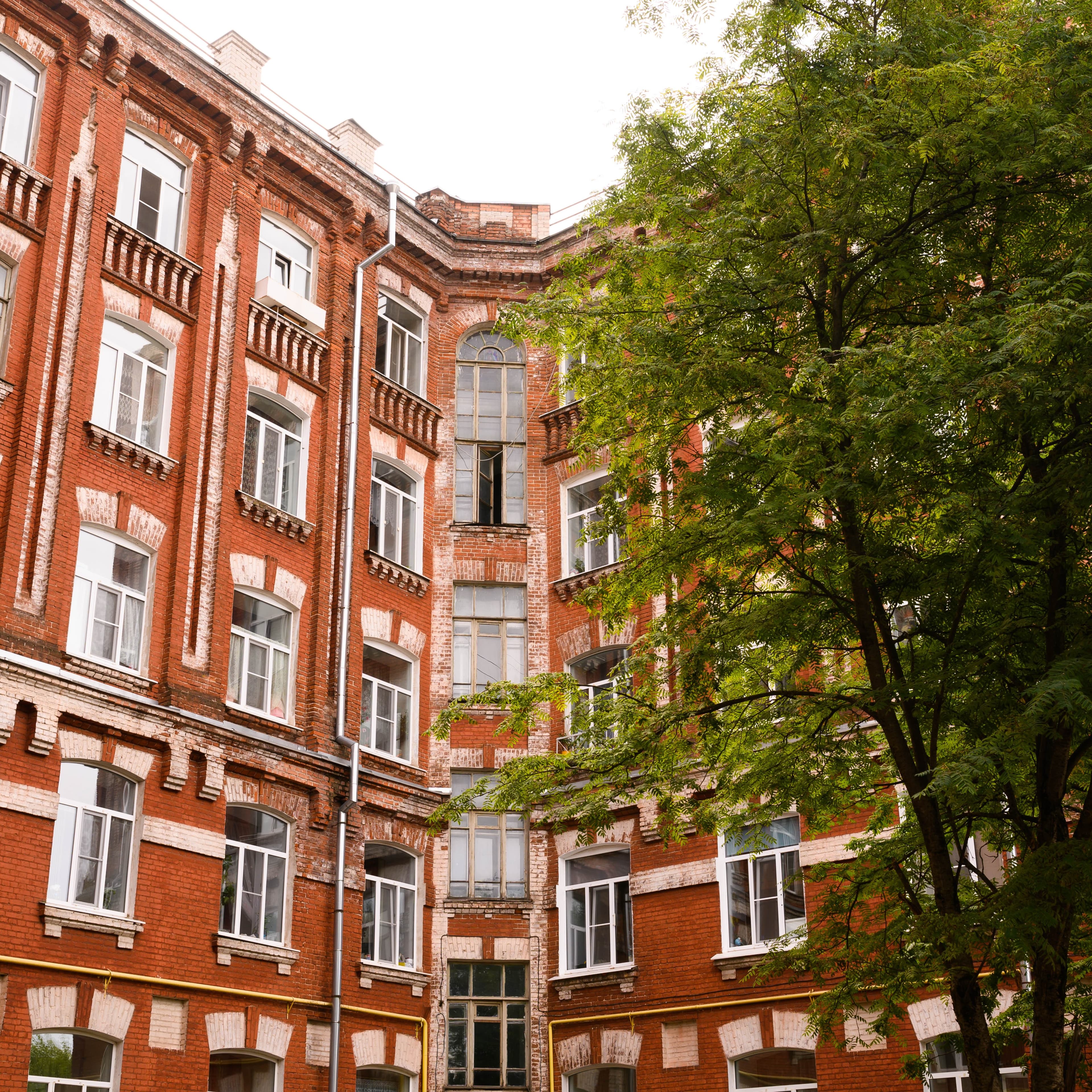 Морозовский городок (Автобусная остановка «Пролетарка»)