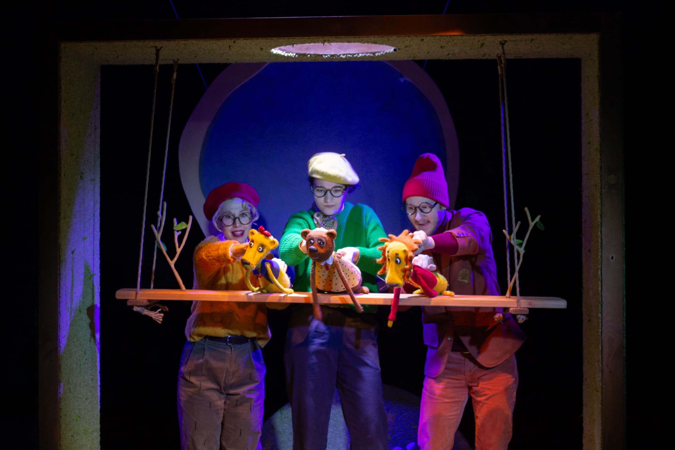 Медведь в своём репертуаре (Бродячая собачка)