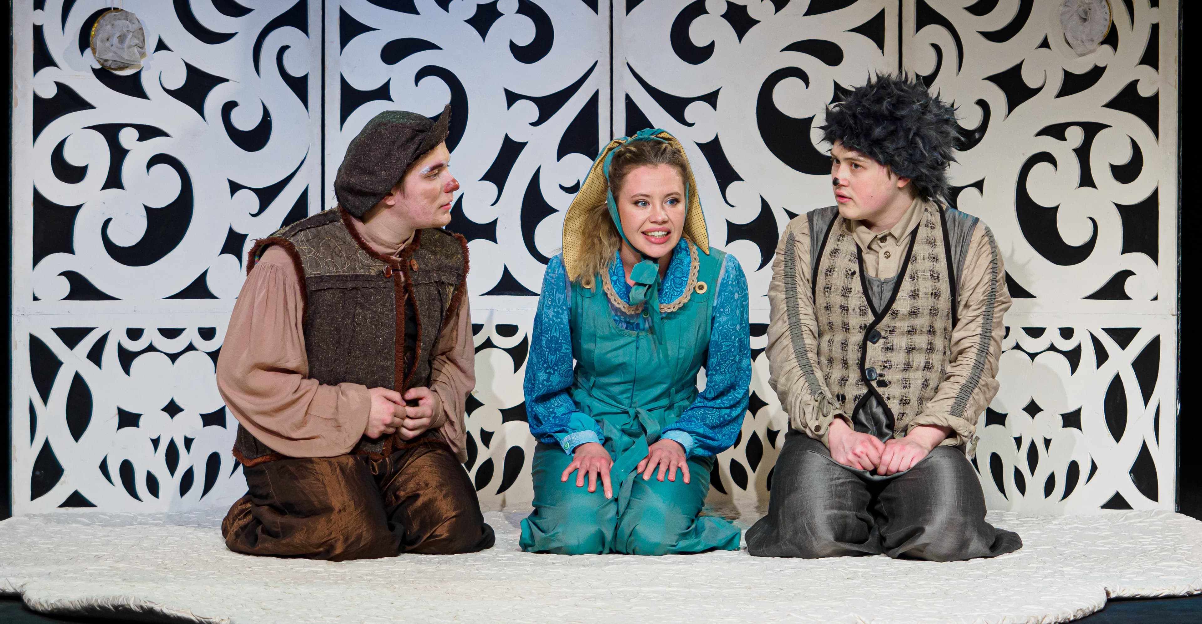 Ёжик, медвежонок и дыр-пыр (Молодёжный театр «Ангажемент»)