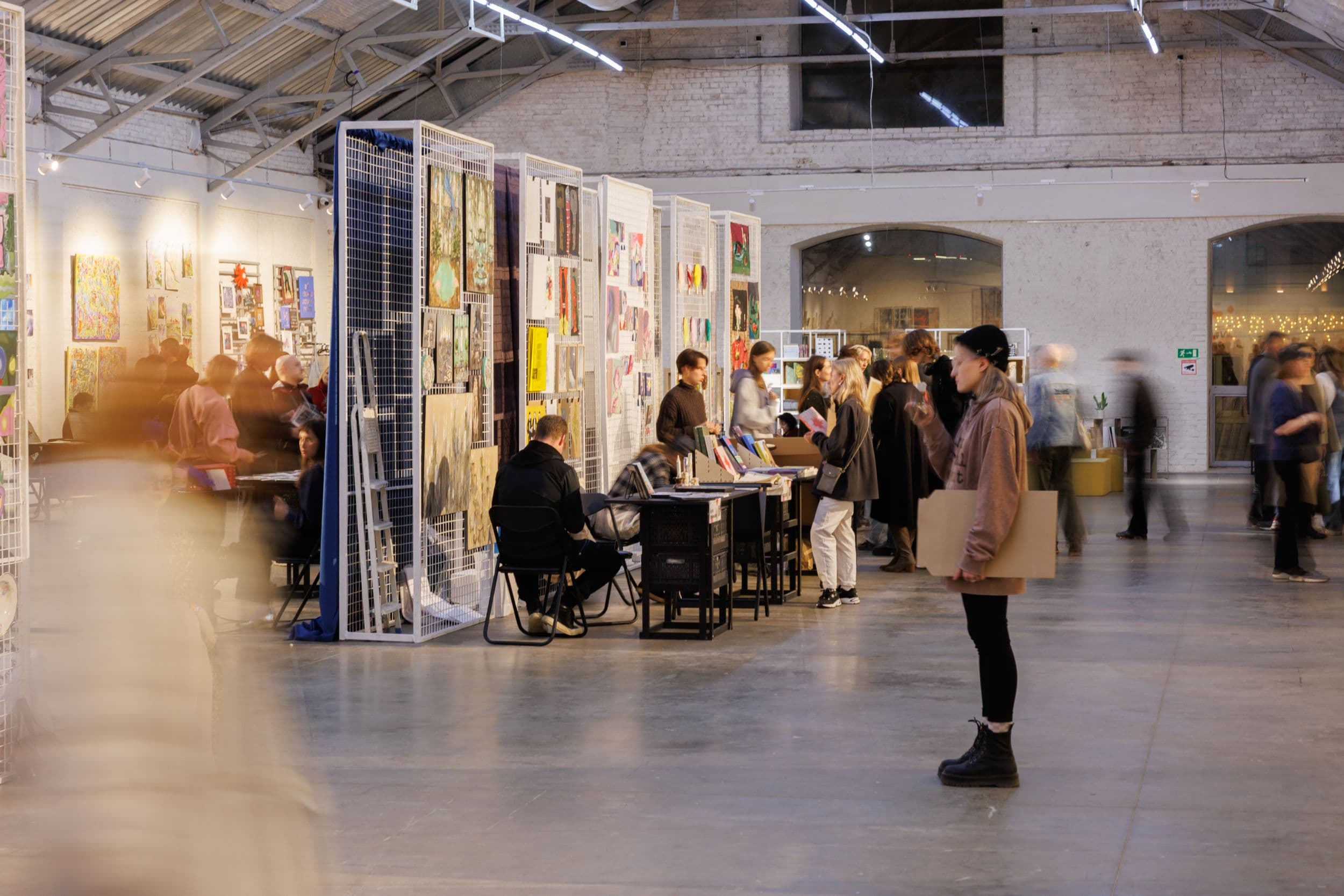 XII ярмарка новых имён ВИН-ВИН (ЦСИ Винзавод)