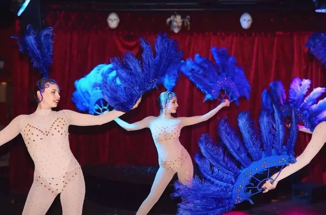 Магическое кабаре (Данилин)