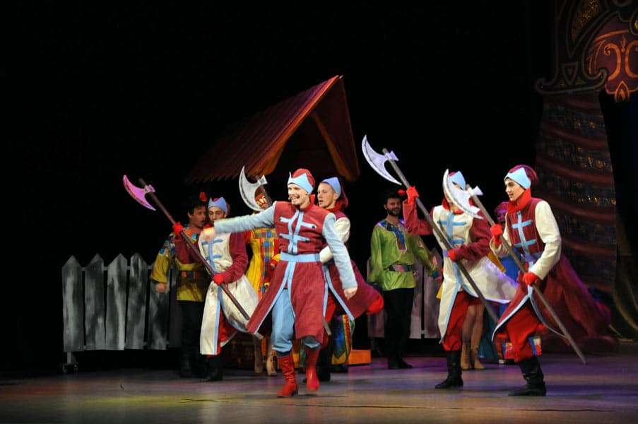 Поди туда, не знаю куда (Музыкальный театр)