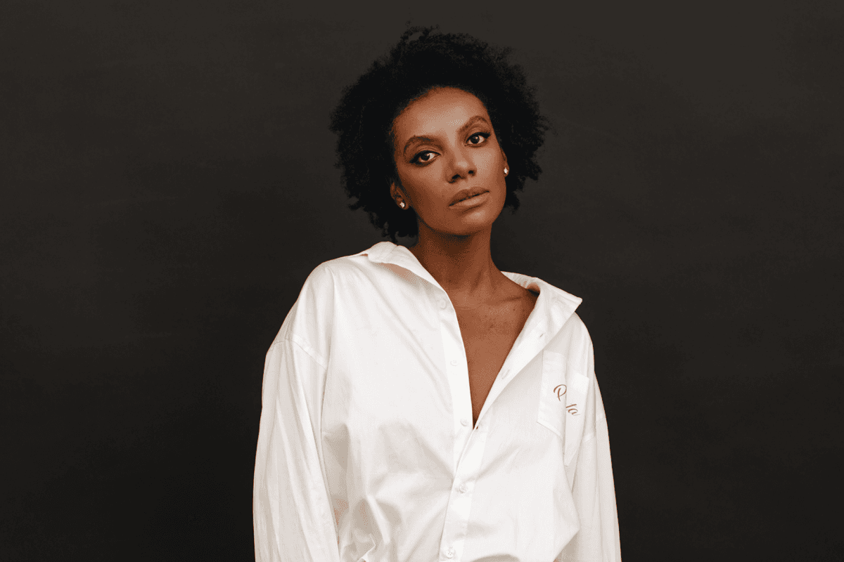 Джеклин Путина (StandUp Cafe)