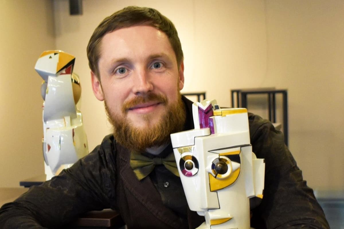 Иван Гольский. Дулёвский фарфор в стиле арт-деко: триумф Евы Штрикер и Петра Леонова (Дом китобоя)