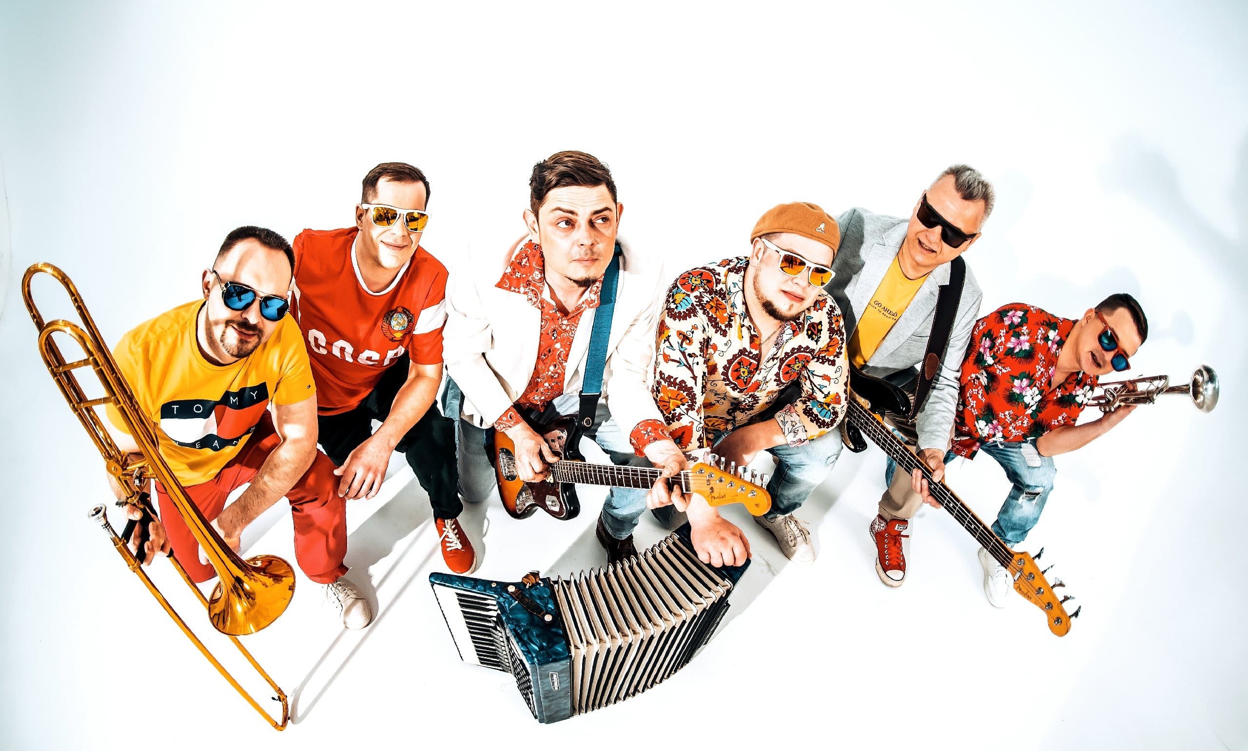 Рви меха — оркестр! (Stereo People)