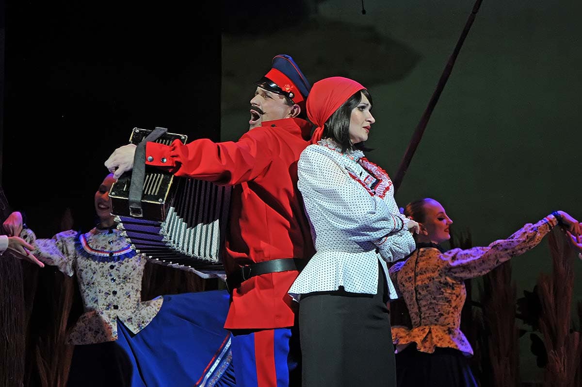 Бабий бунт (Музыкальный театр)