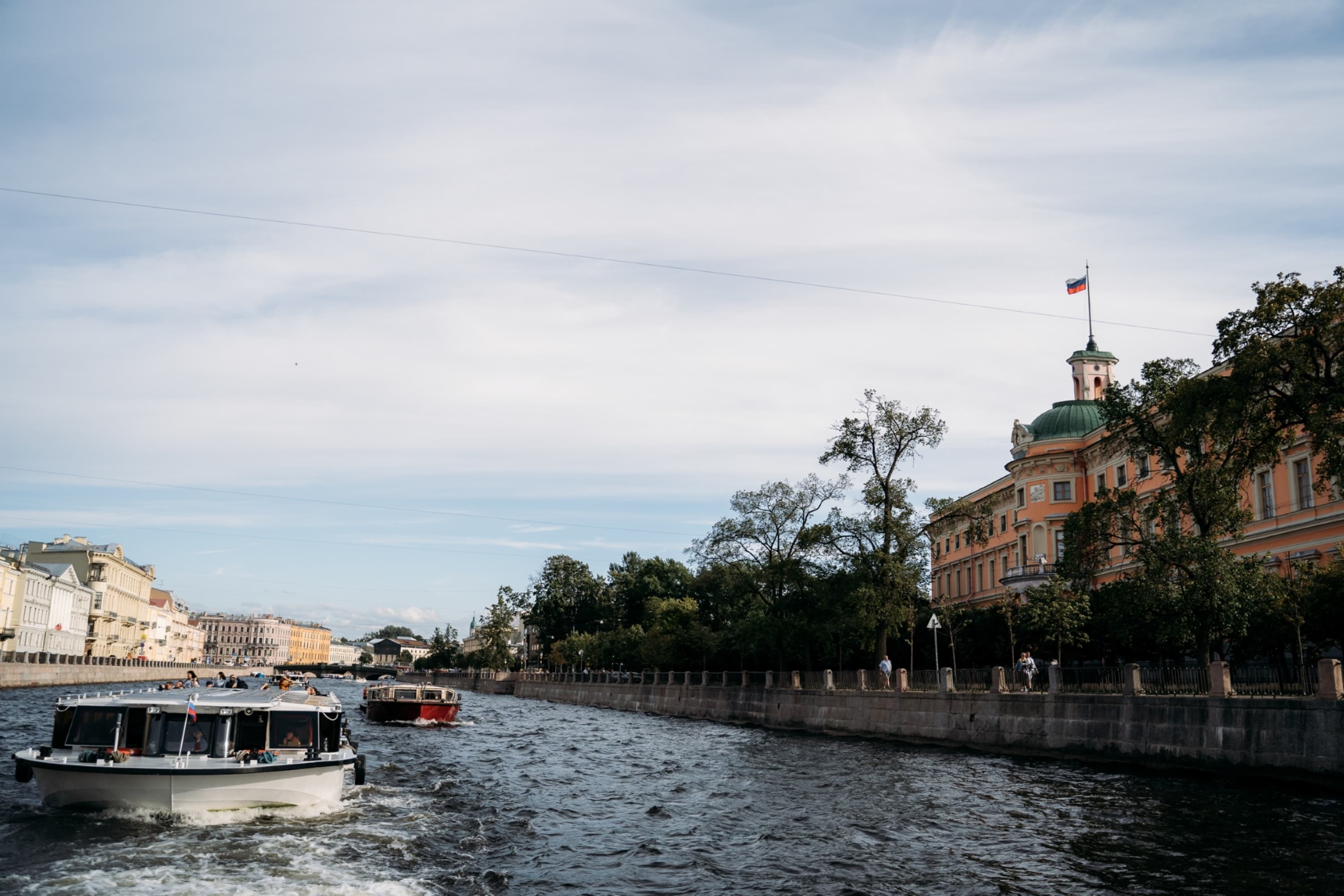 Северная Венеция — вечный город на воде. От Фонтанки по малым каналам центра города (Причал «Набережная реки Фонтанки, 105»)