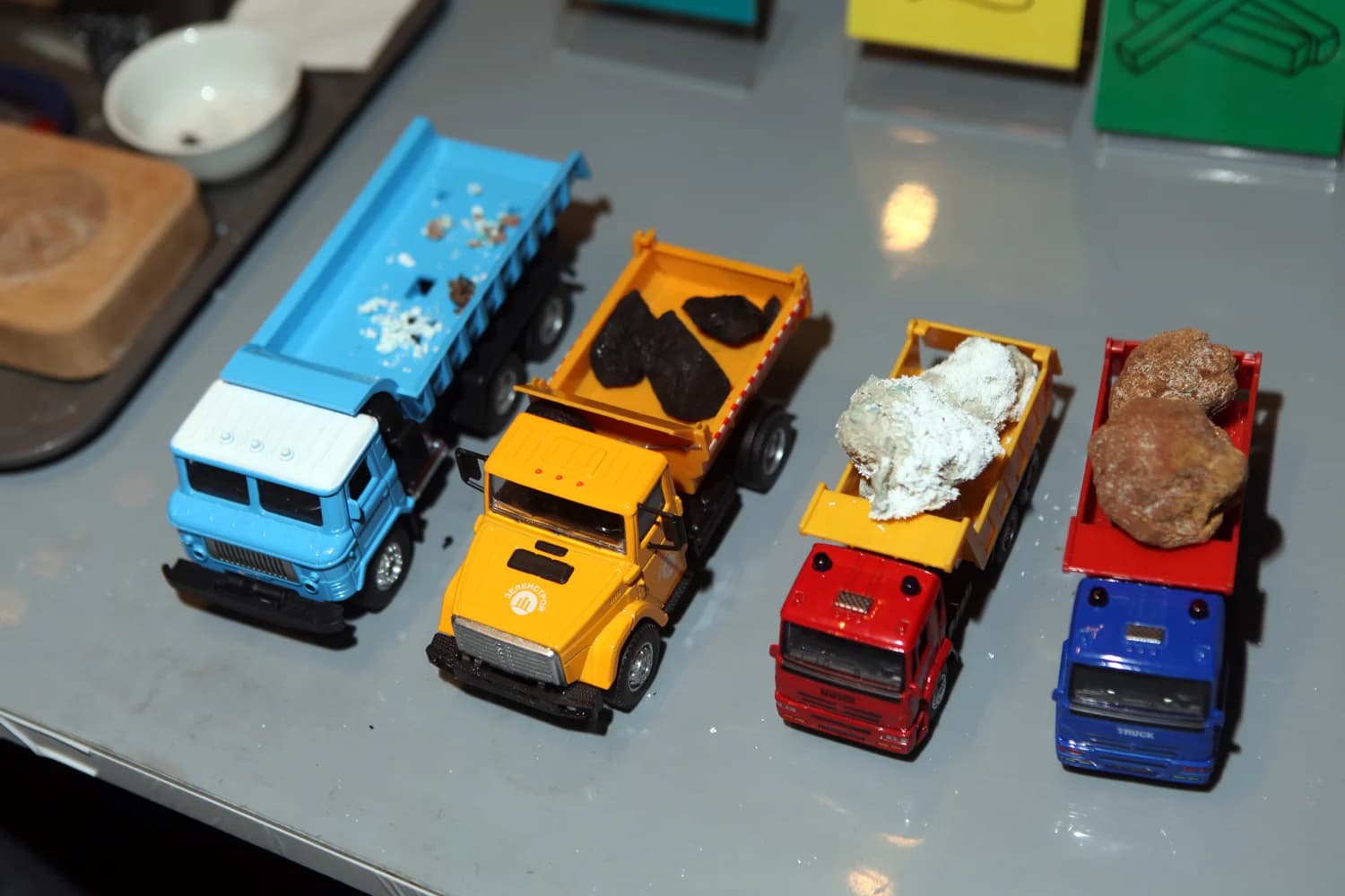 На земле и под землей (Умная школа)