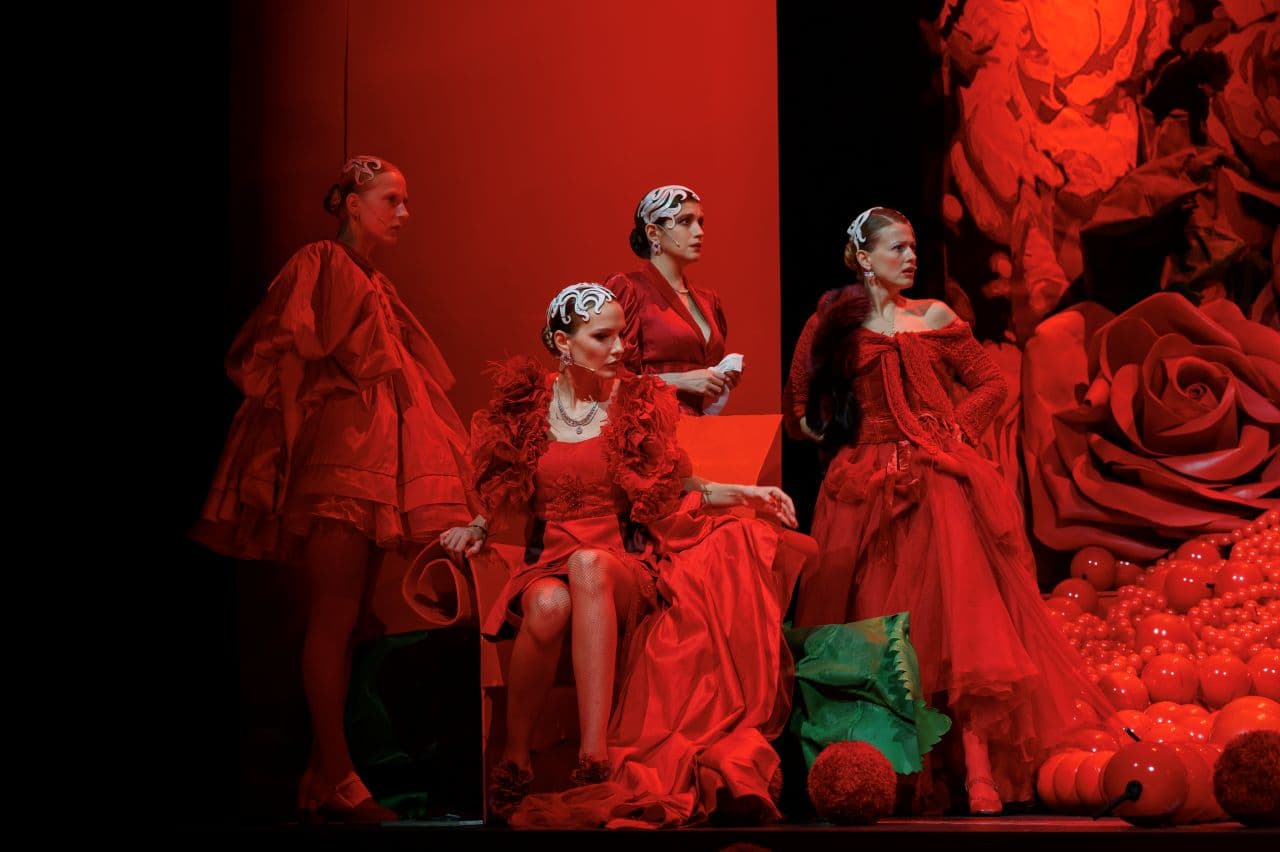 8 разгневанных женщин (Александринский театр)