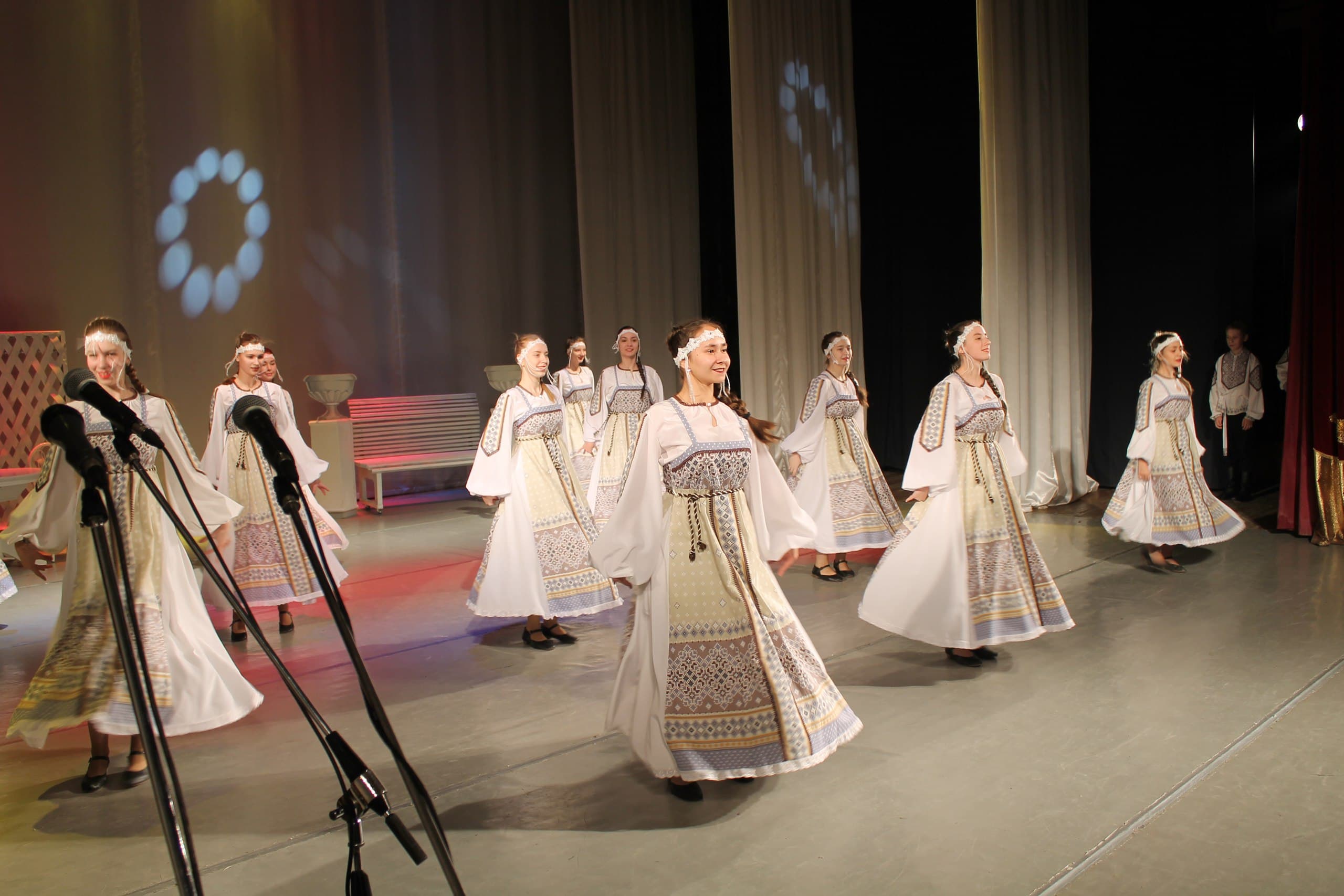 В гостях у Митрофановны (ДК железнодорожников)