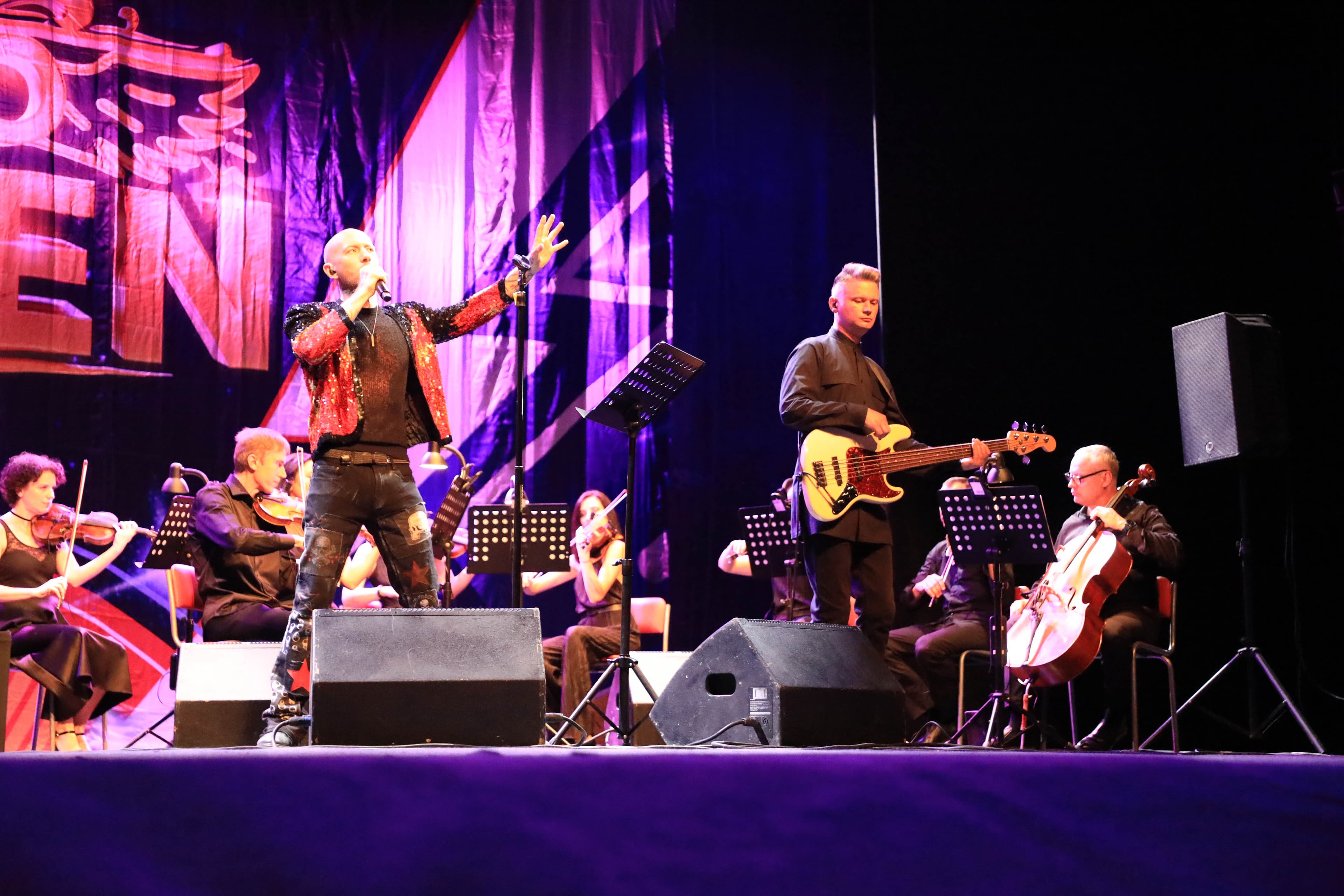 Aeroqueen. Хиты Queen & Scorpions с оркестром (Музыкальный театр)