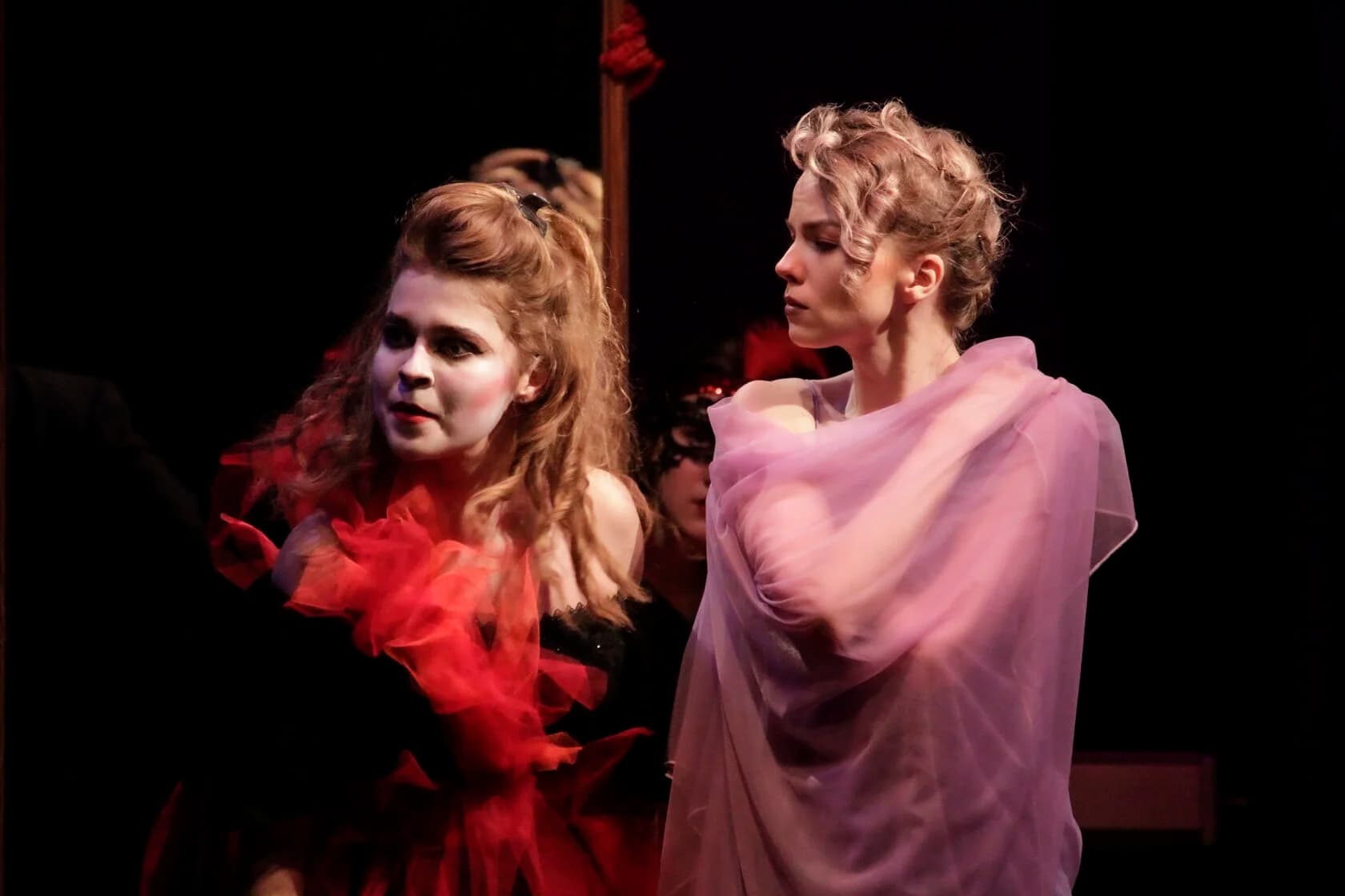 Зойкина квартира (Вернадского, 13)