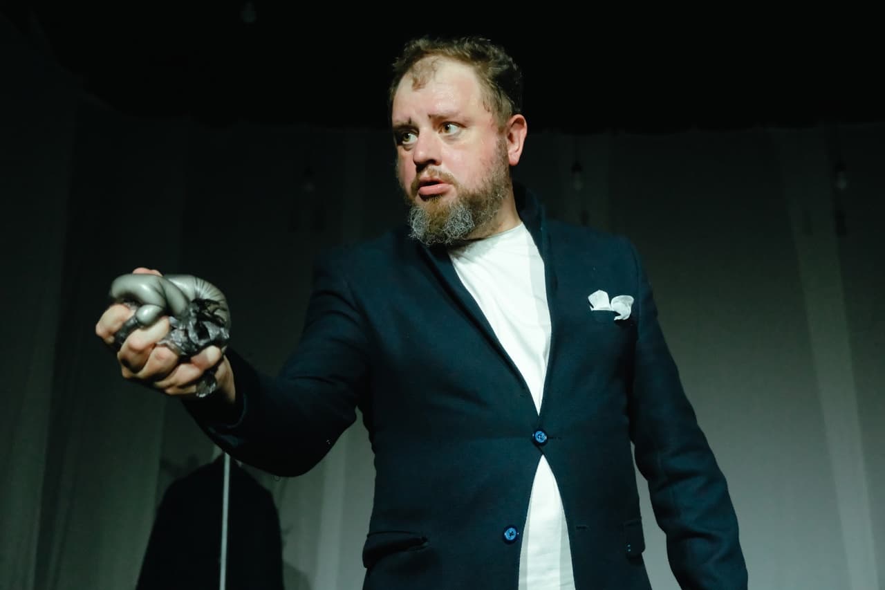 Тить в кубе (Театральное пространство свободы)