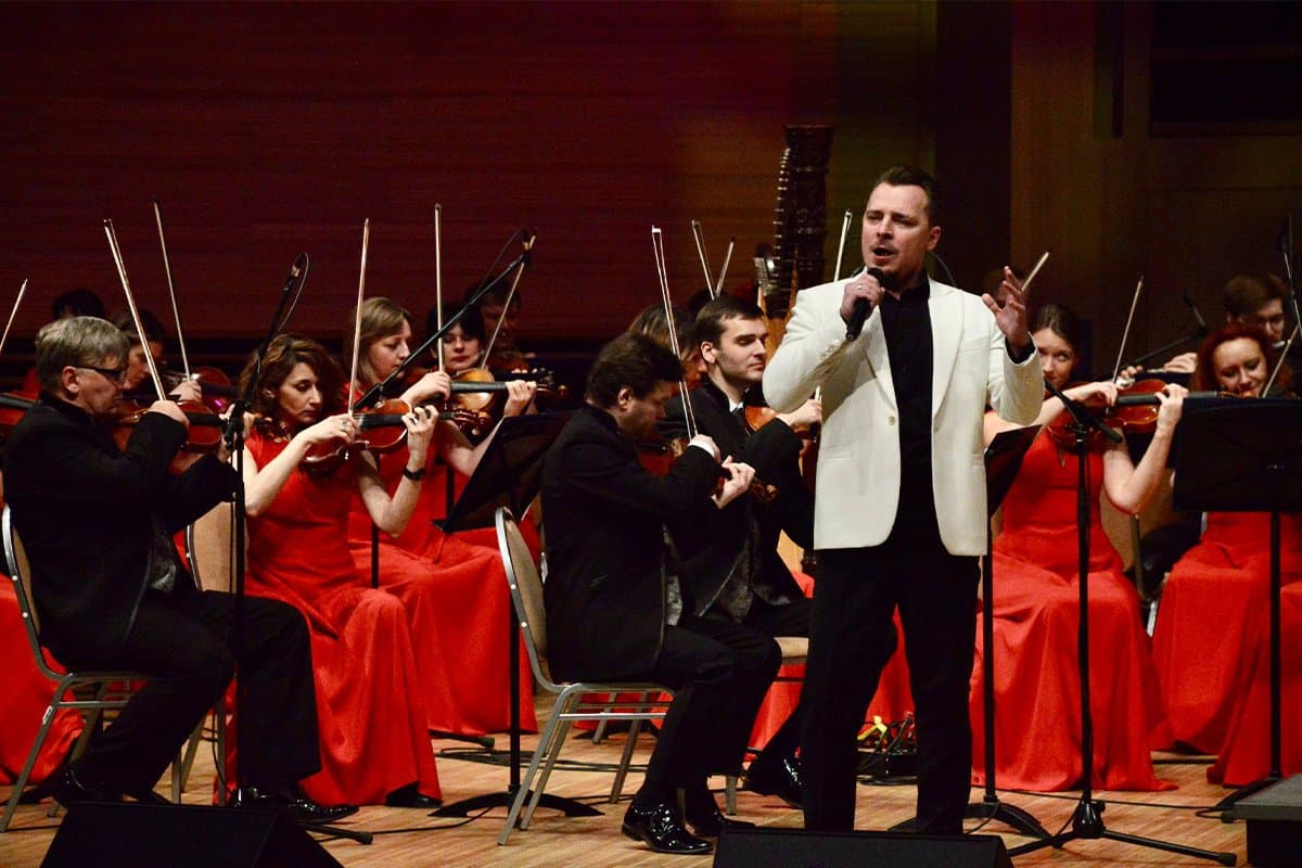 Посвящение Лучано Паваротти (Дом музыки)