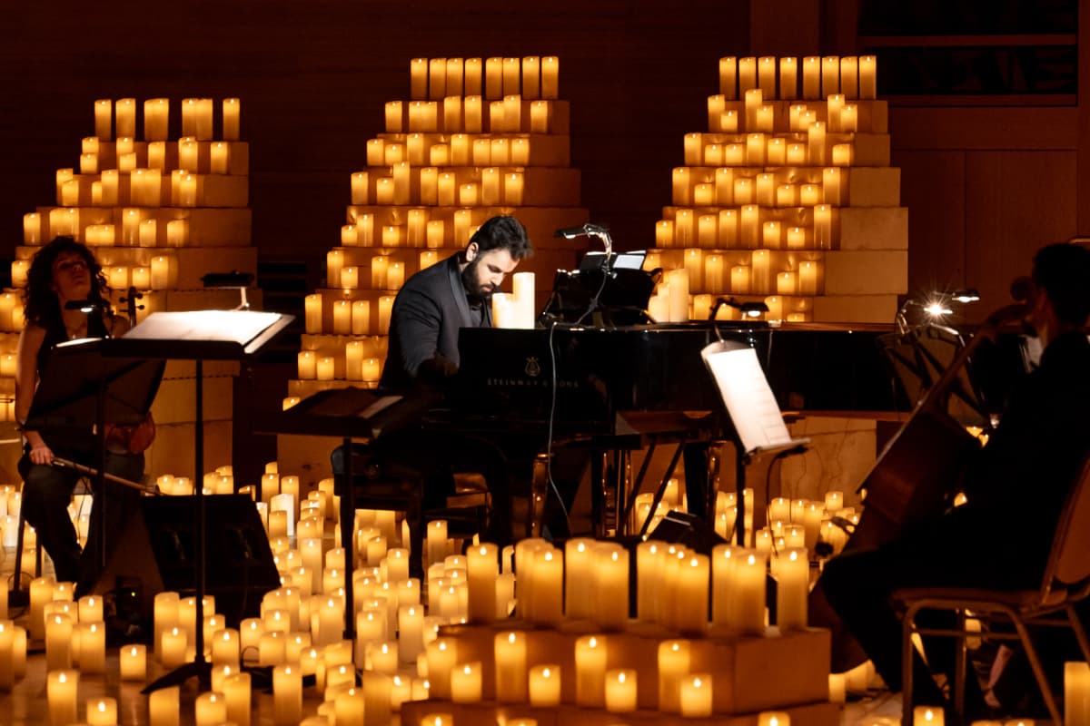 Lumisfera. Свидание с собой и 3000 свечей (Дом музыки)