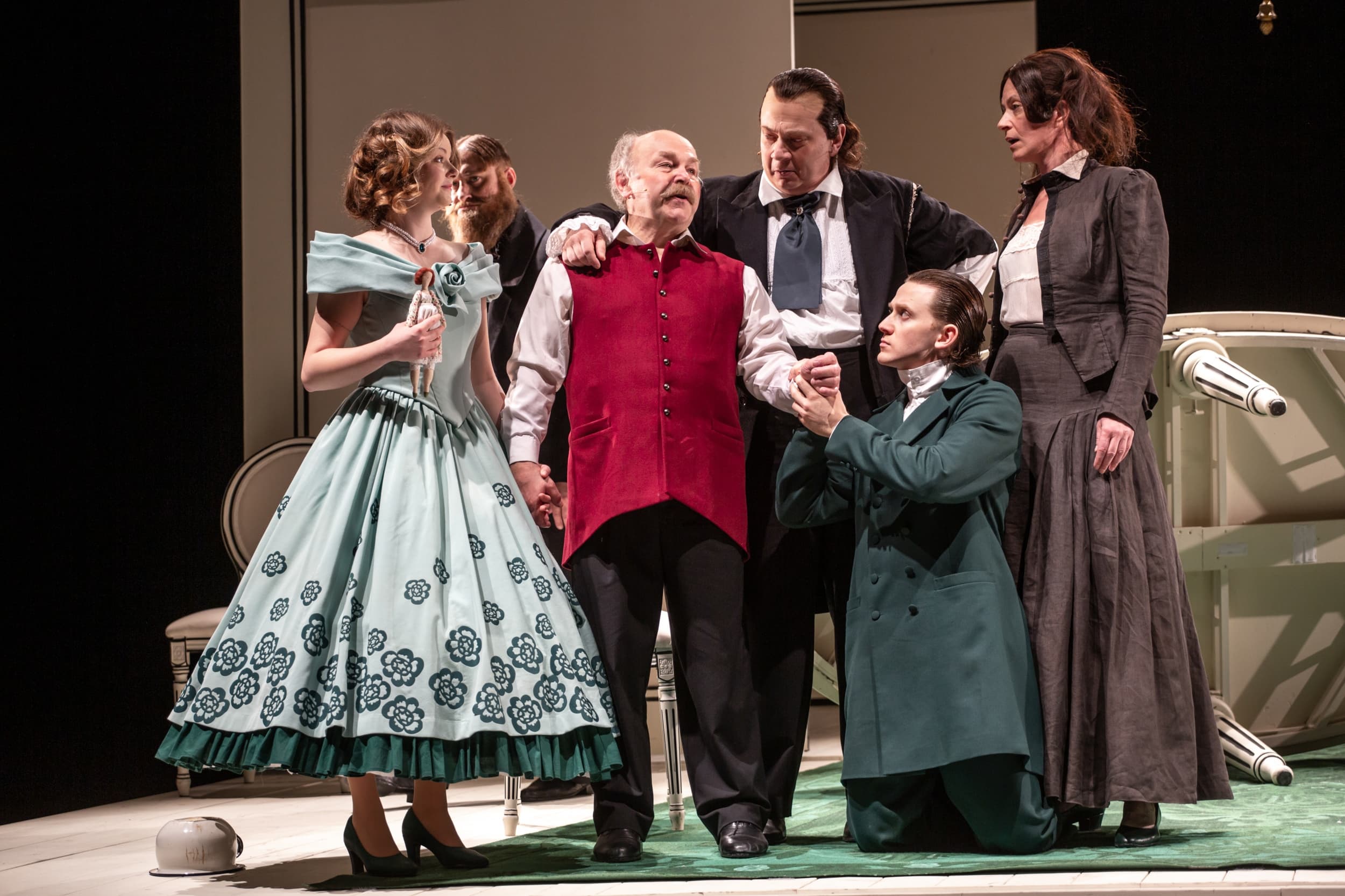 Недоросль (Театр им. Ленсовета)