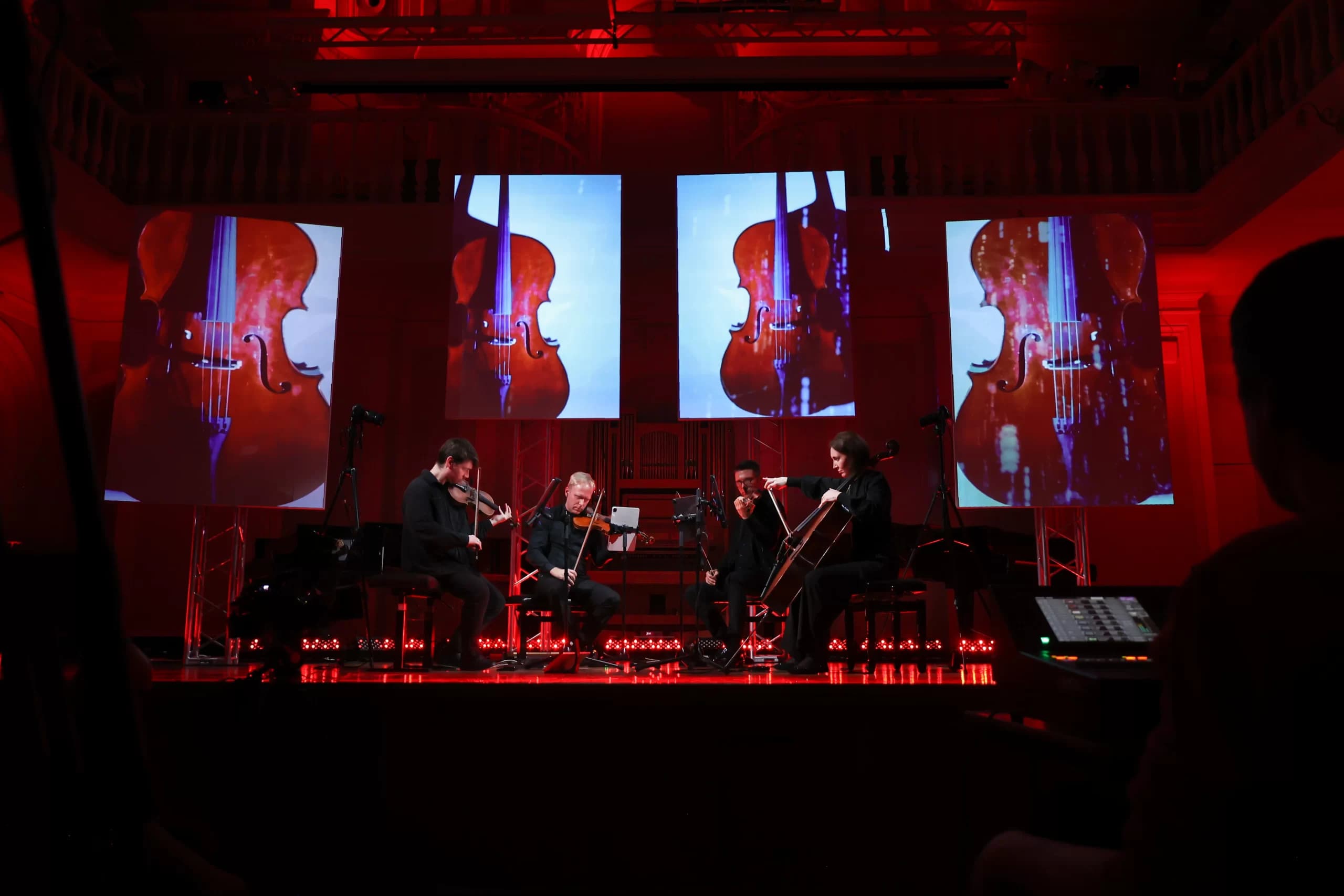 От фотографии к камерному звучанию. ЦЭАМ. Квартет. Саунд-арт инсталляция Rotor. Фотовыставка (Тон-центр)