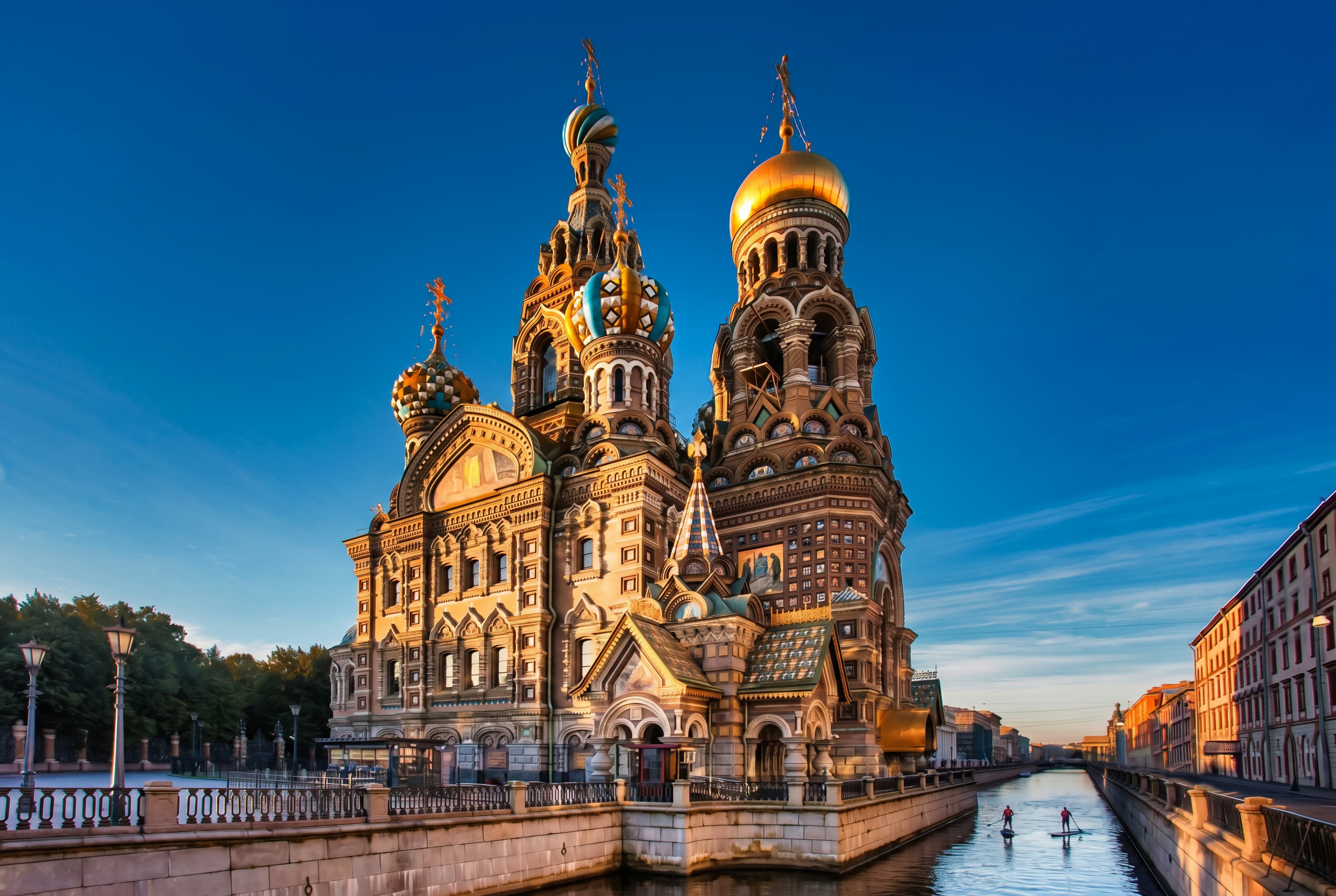 Обзорная экскурсия по Петербургу и Лахта-Центр: старый и новый город, все локации включены (Дворцовая площадь)