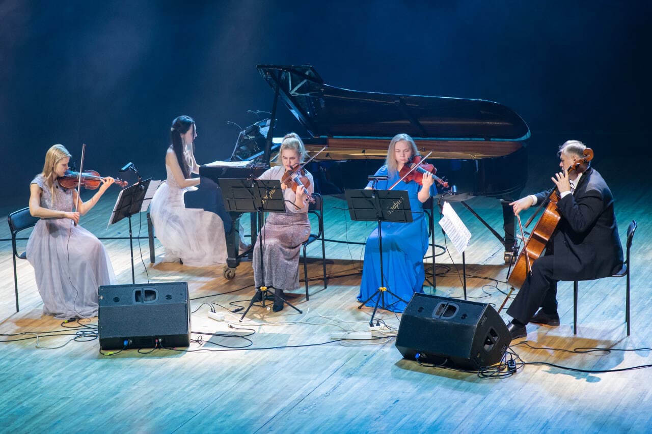 Глория. Звезда по имени Цой (Филармония)