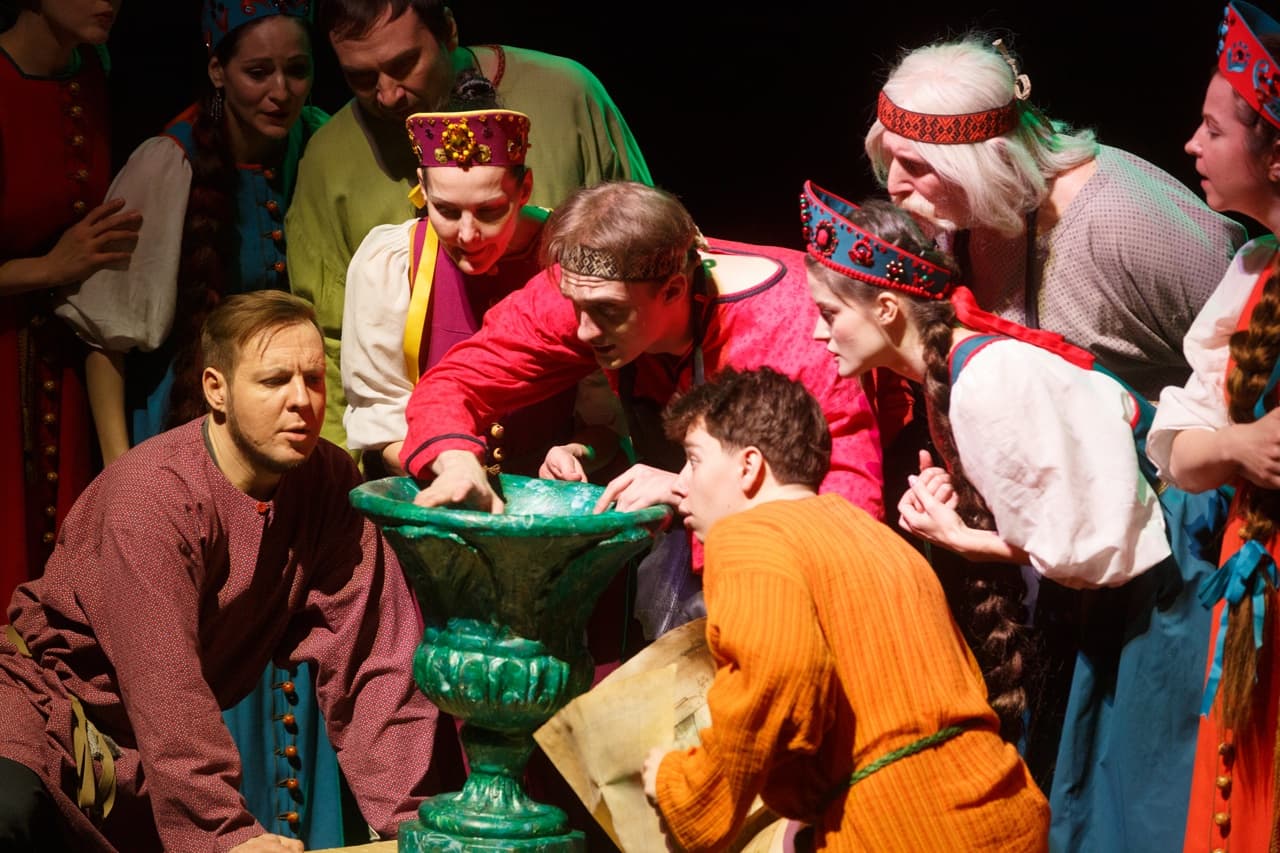 Хозяйка Медной горы (Наш дом. Большая сцена (Химки))