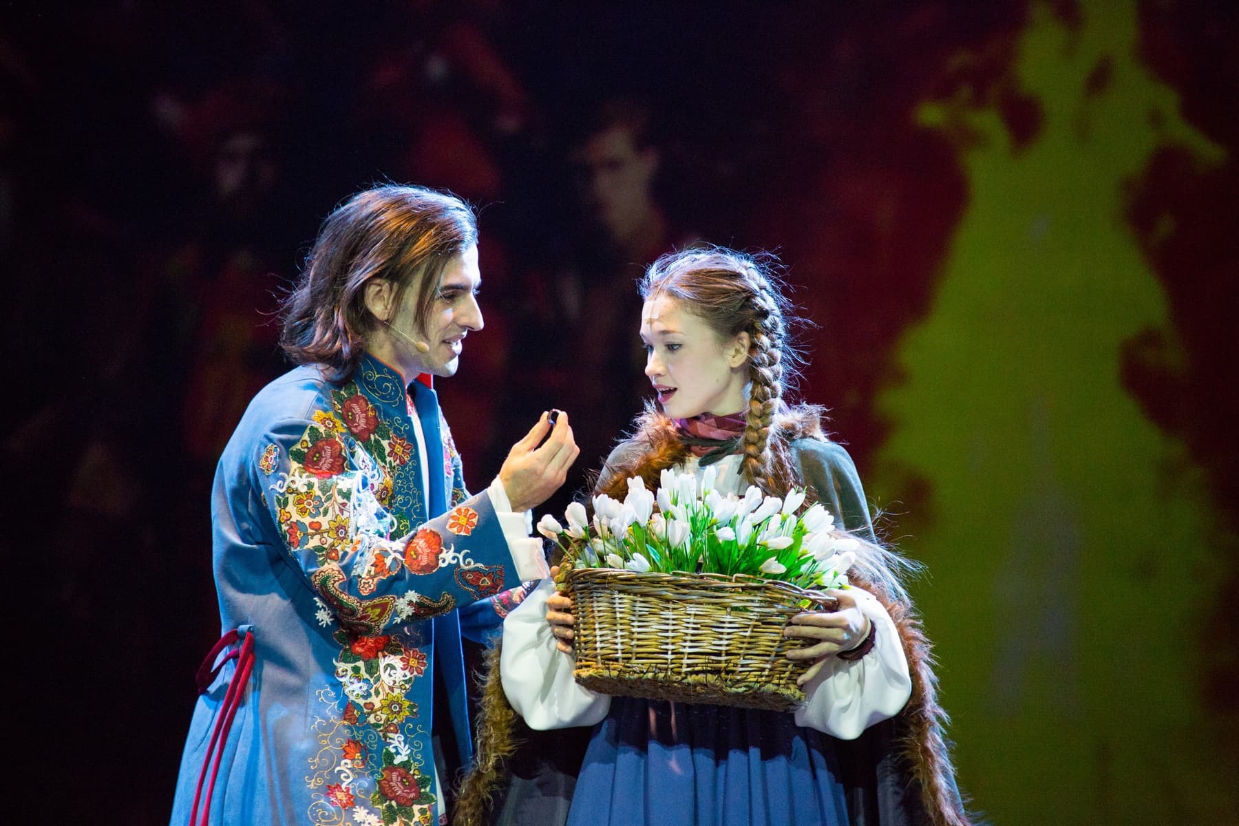 Двенадцать месяцев (Русский драматический театр им. Бестужева)