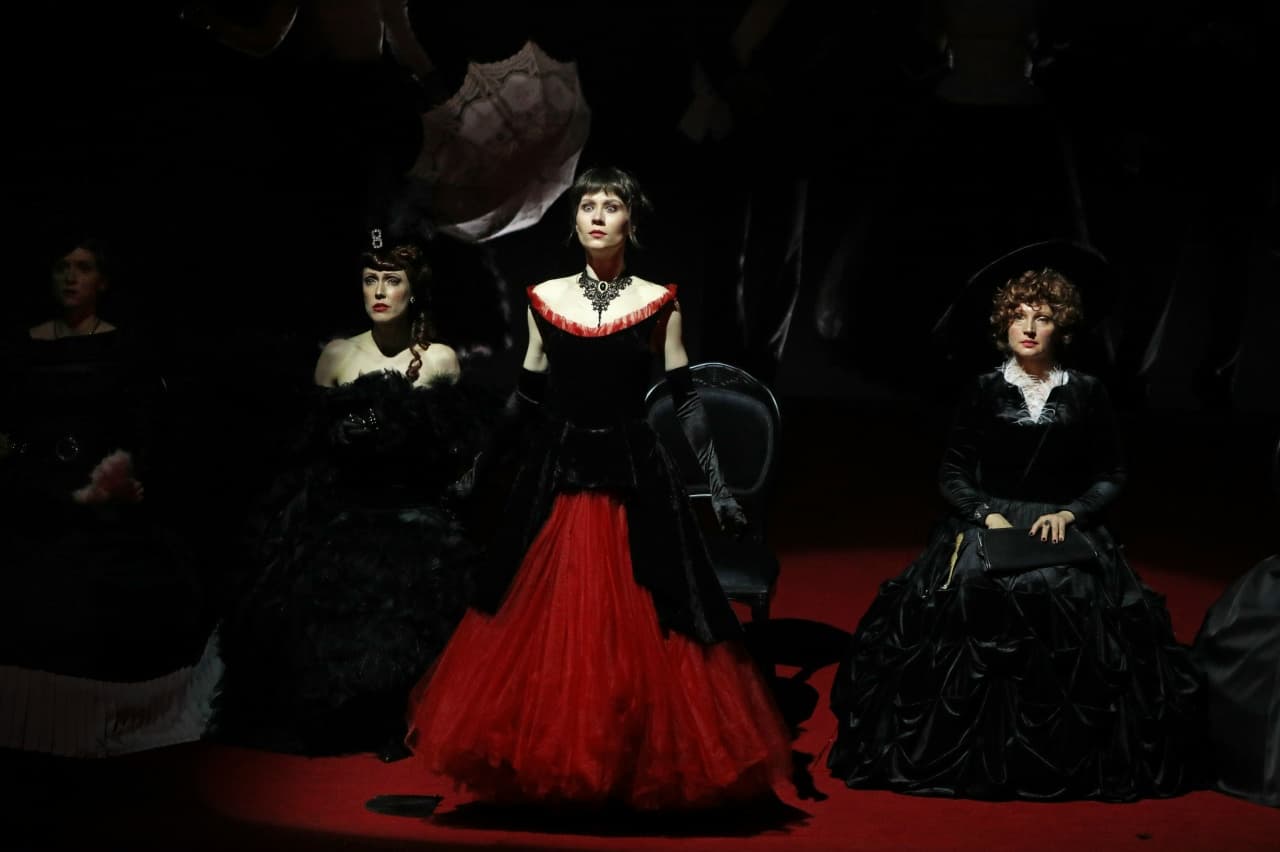 Драма в драме. Абонемент (Драматический театр)