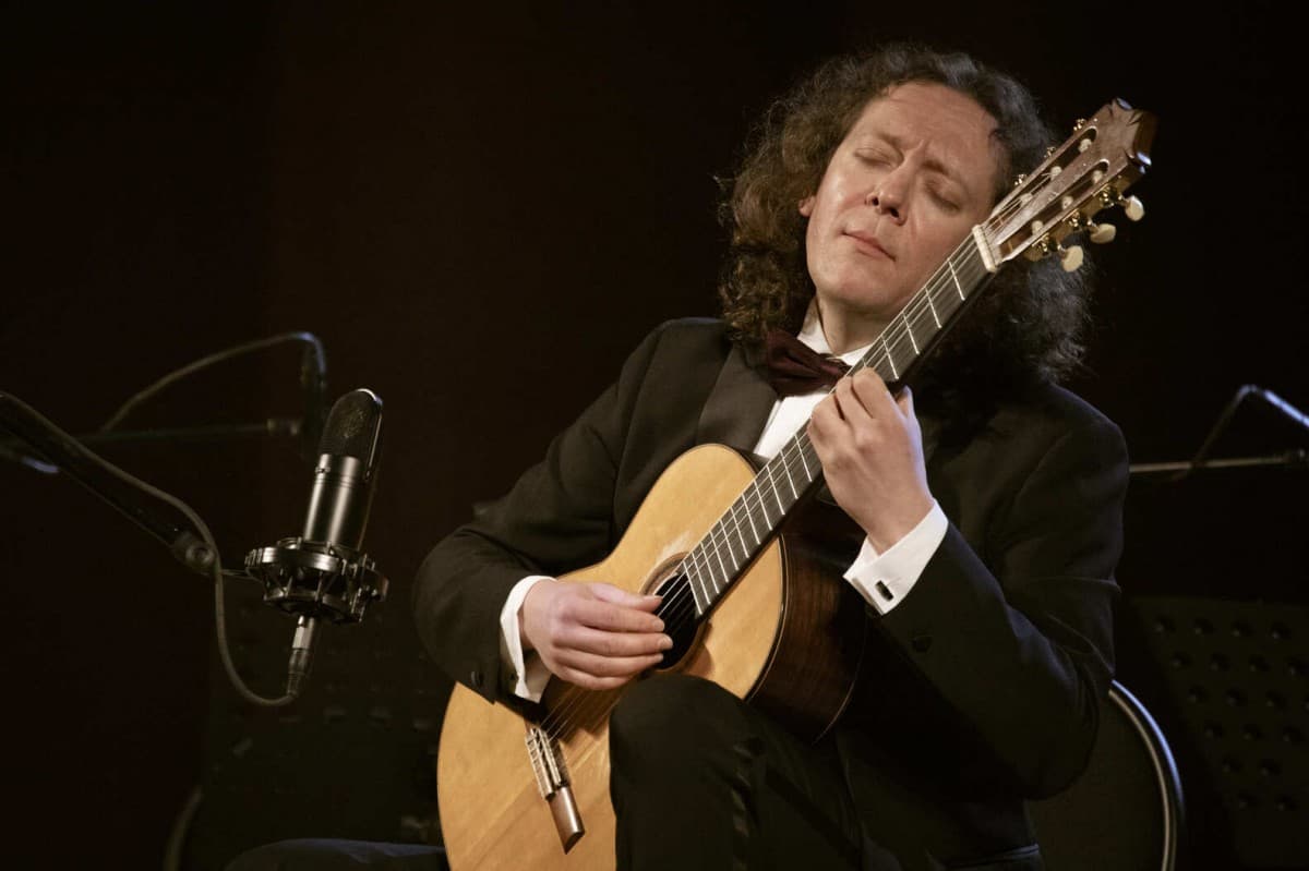 Мир гитары. Премьеры (Филармония)